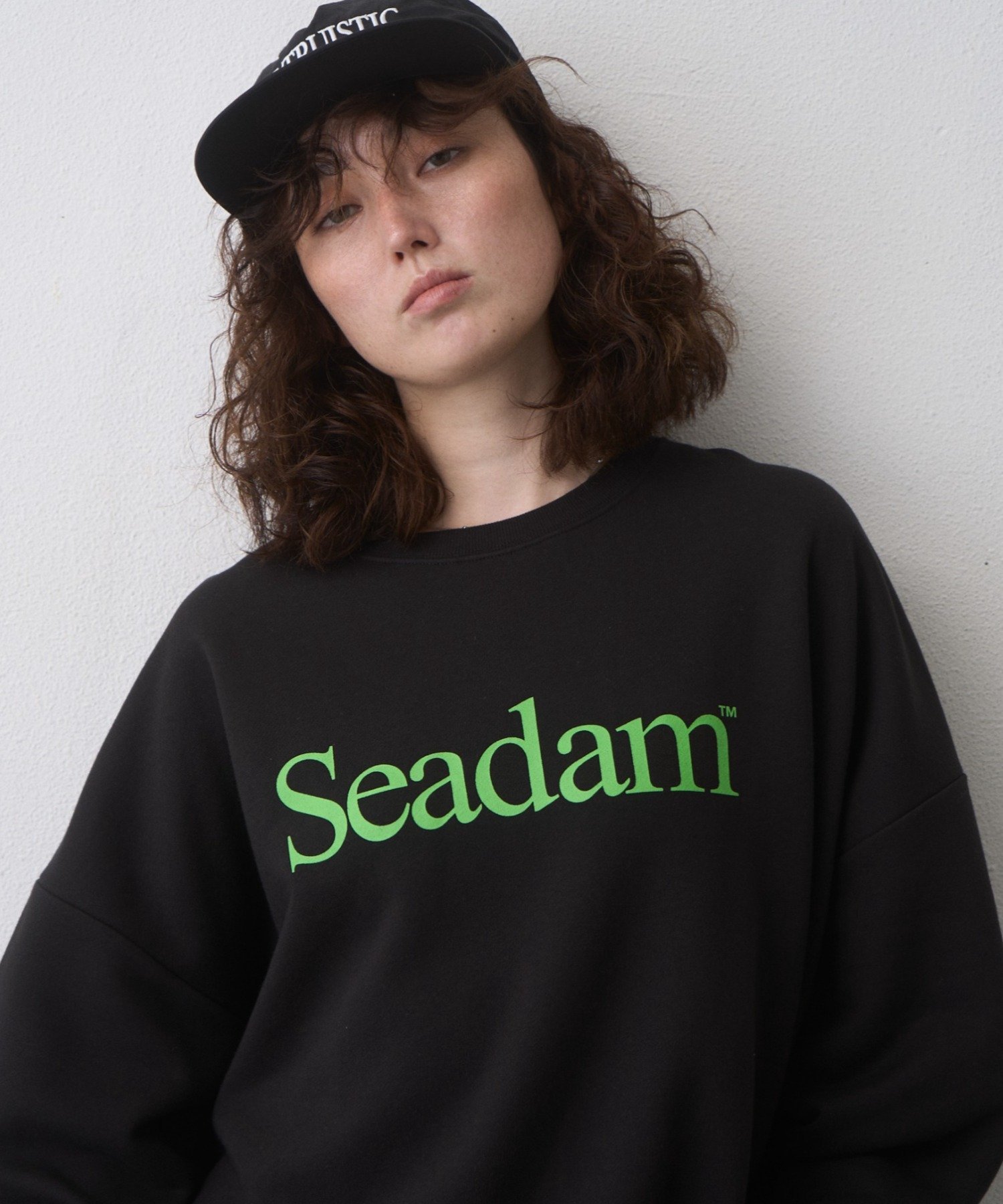 【WEB限定】SEADAM裏起毛ロゴスウェット チャオパニックティピー トップス カットソー・Tシャツ グレー ブラック ホワイト ネイビー