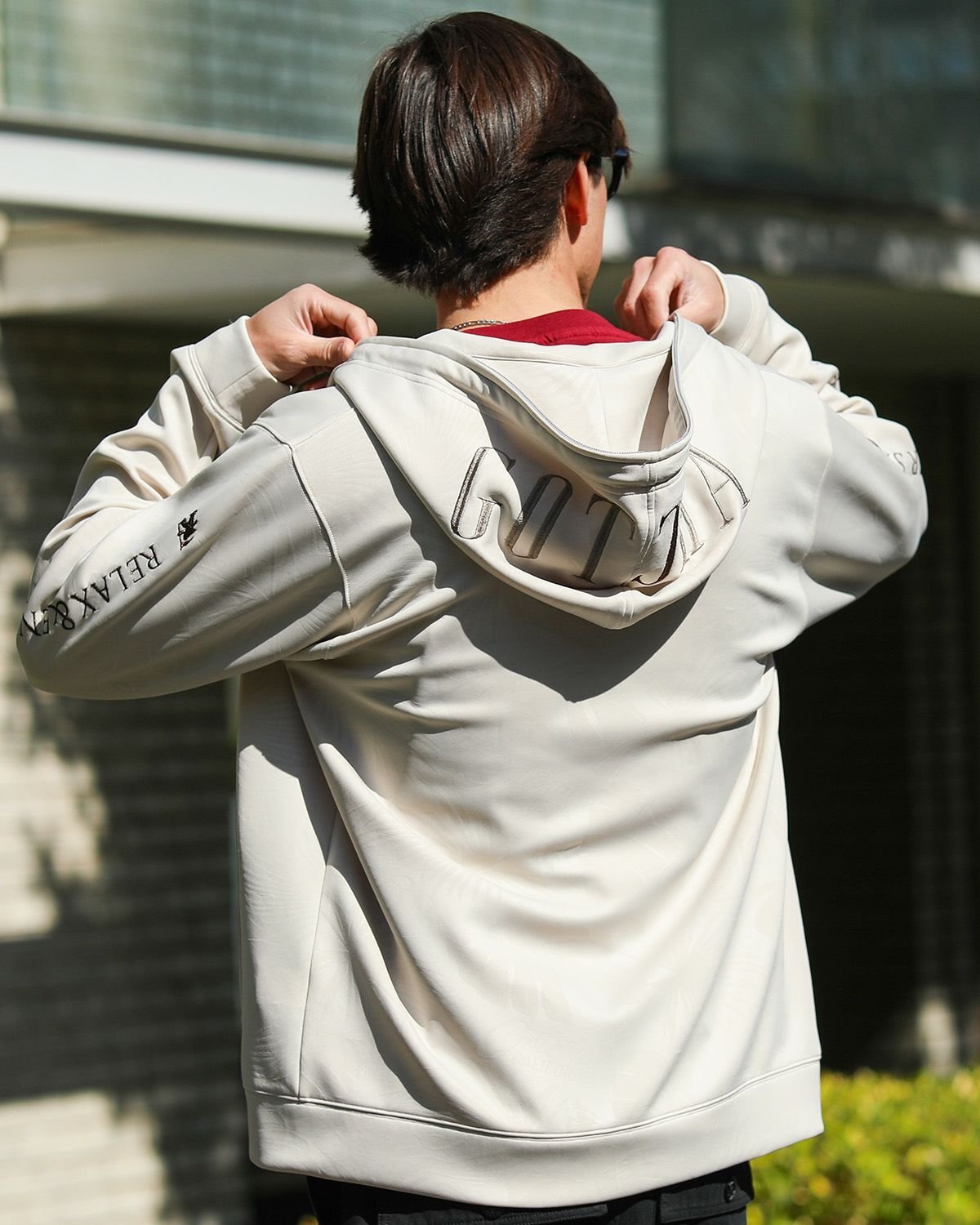 GOTCHA GOTCHA (ガッチャ) ダンボール エンボス 総柄 ZIP パーカー ガッチャ トップス パーカー・フーディー ベージュ【送料無料】