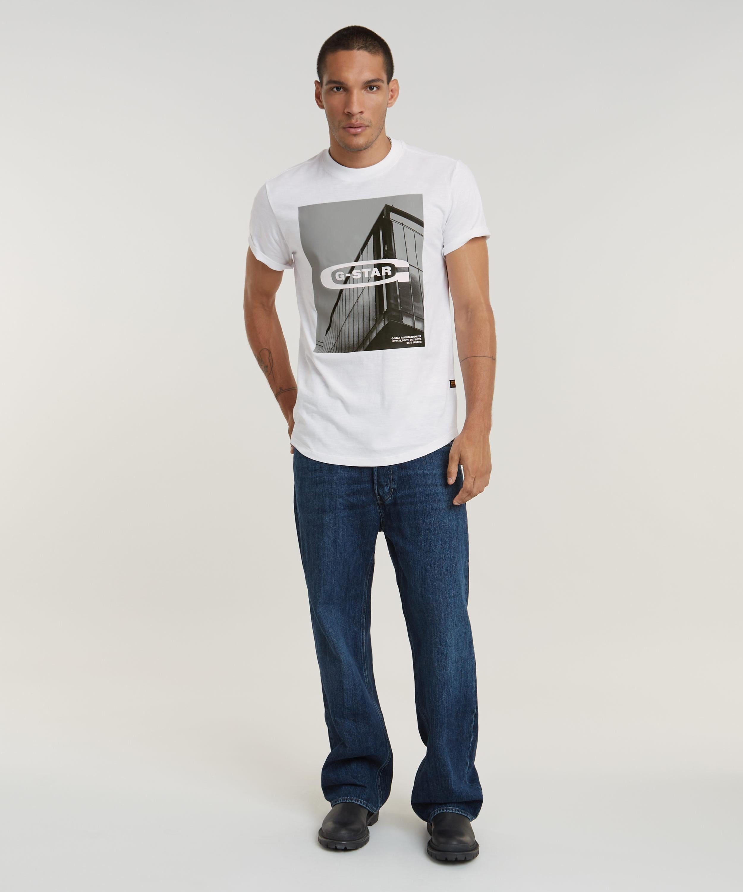 【公式ショップ】HQ OLD SCHOOL LOGO LASH T-SHIRT/クラシックロゴプリントフォトTシャツ ジースターロゥ トップス カットソー・Tシャツ ホワイト