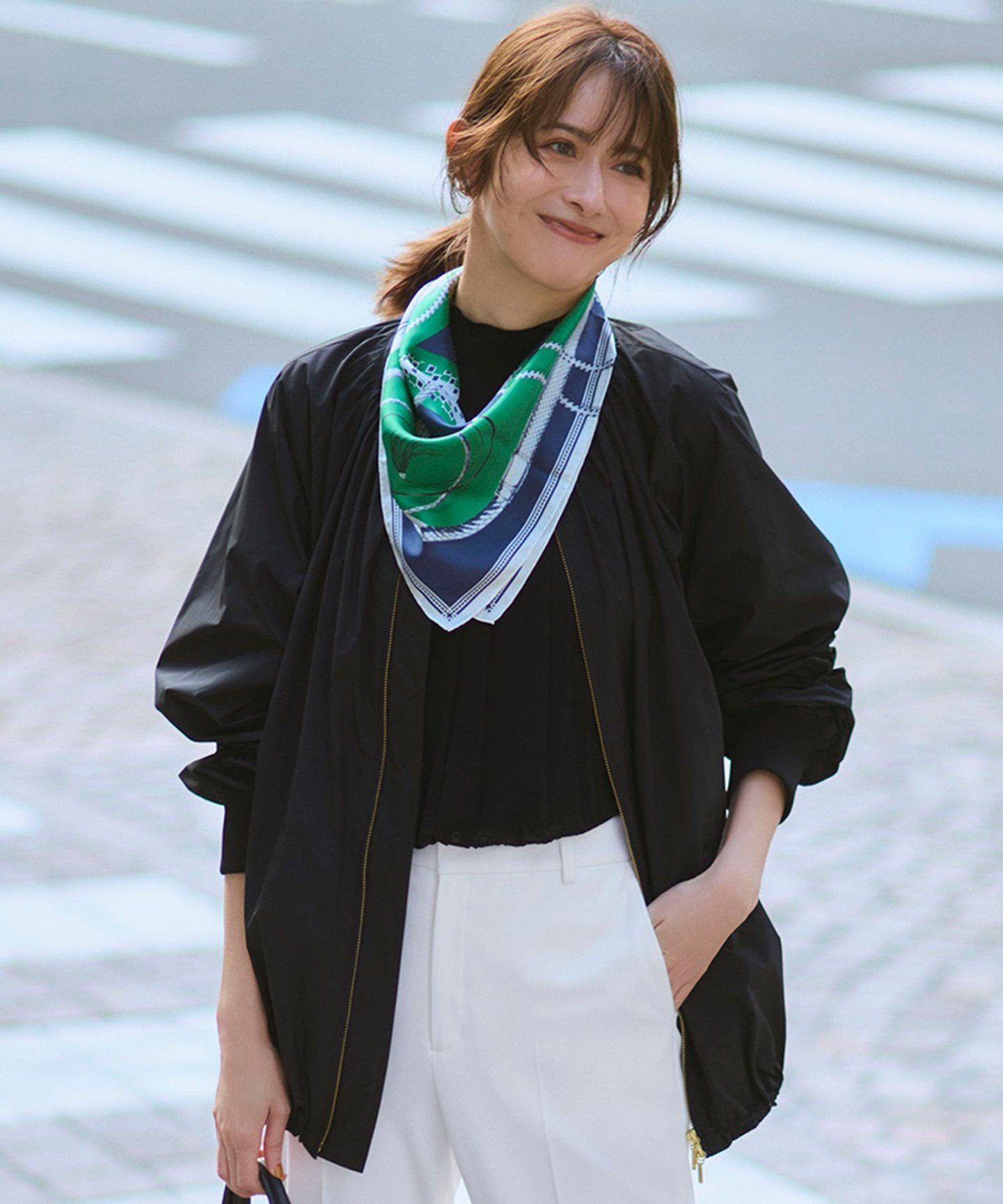 23区 【撥水加工】ソフトメモリータフタ ミドル丈 ブルゾン ニジュウサンク ジャケット・アウター その他のジャケット・アウター カーキグリーン ブラック【送料無料】のサムネイル