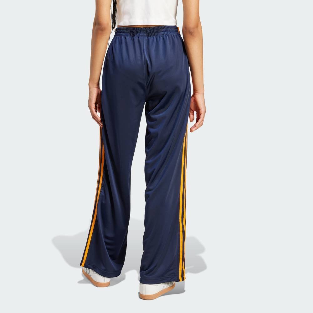 【SALE／20%OFF】adidas 【公式】アディダス adidas アディカラー クラシック ファイヤーバード ルーズトラックパンツ アディダス パンツ その他のパンツ ブルー【送料無料】