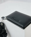 MURUA リールコード付き2面パスケース MR-W1333 ギャザーチャーム エルゲイス 財布・ポーチ・ケース パスケース・定期入れ ベージュ ブラック ブル...