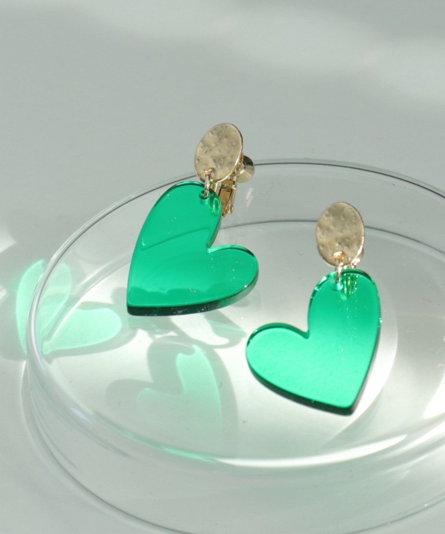 Three Four Time Three Four Time/クリアハートイヤリング スリーフォータイム アクセサリー・腕時計 イヤリング・イヤーカフ レッド パープル グリーンのサムネイル