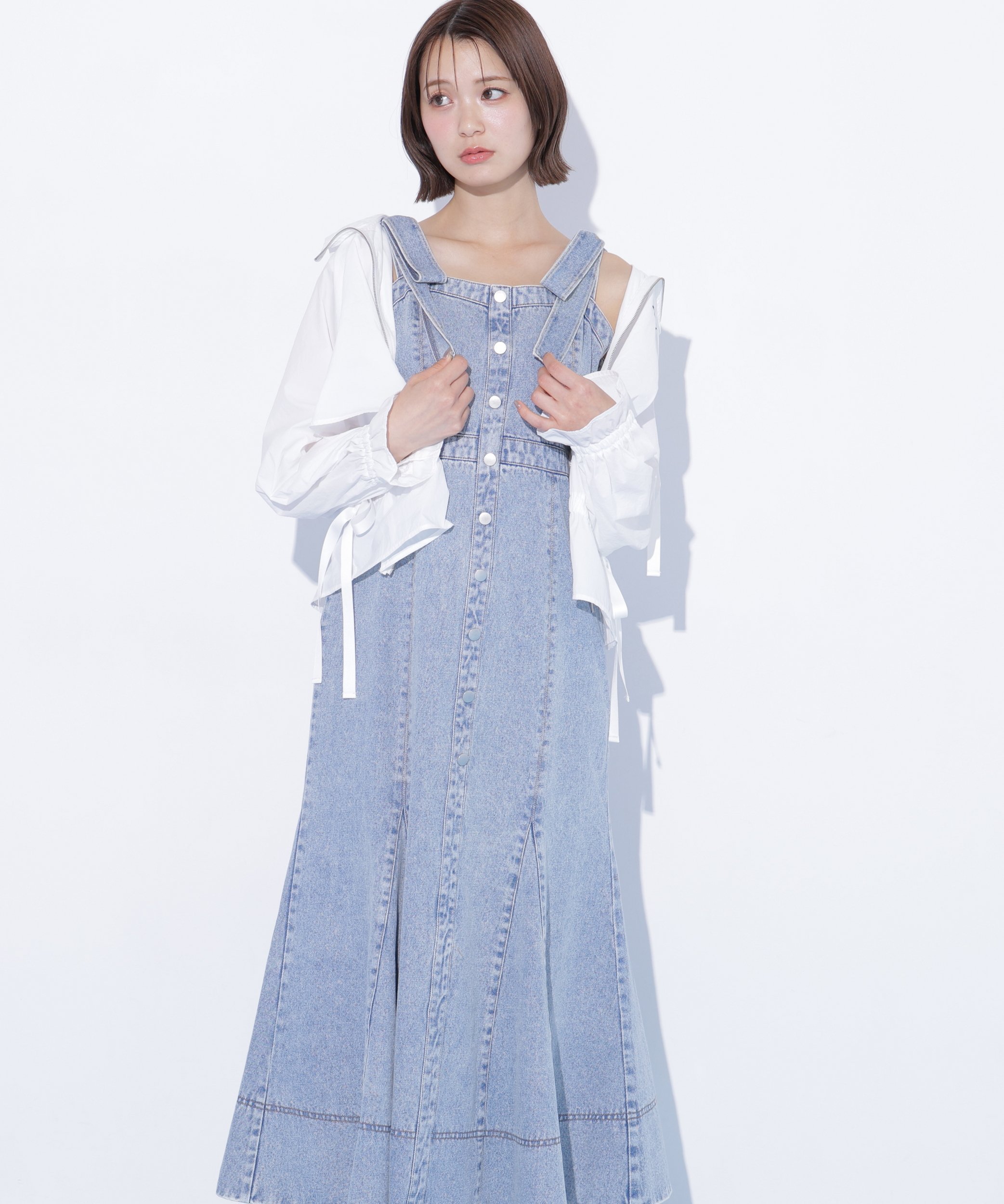 JILL by JILL STUART 肩リボンデニムジャンスカ ジル バイ ジル スチュアート ワンピース・ドレス ワンピース ホワイト ブルー