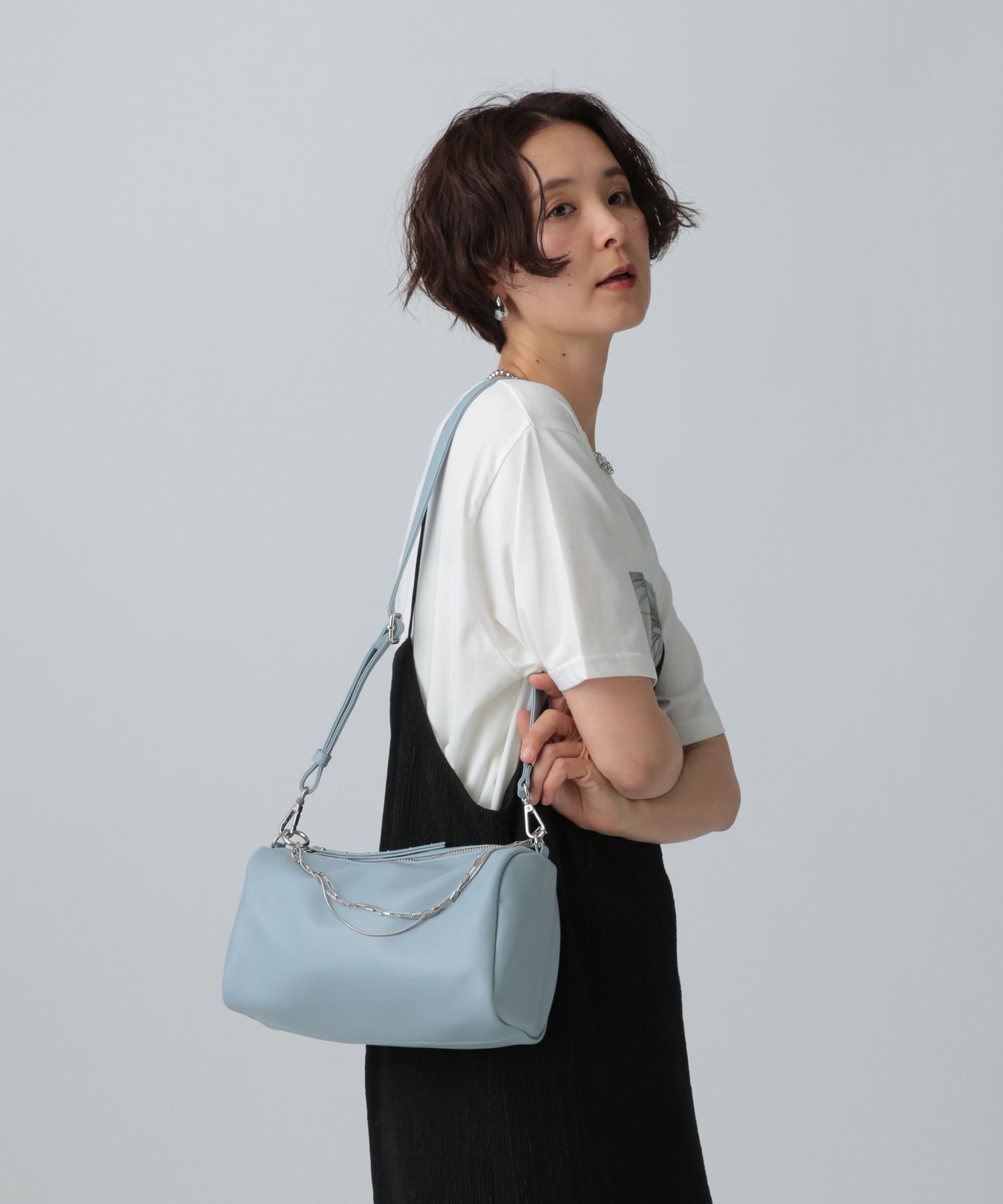 【SALE／50%OFF】LEPSIM フェイクレザーシリンダーバッグ レプシィム バッグ ショルダーバッグ ブラック ホワイト ブルーのサムネイル