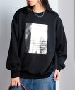 【SALE/55%OFF】MAISON BREEZE MAISON BREEZE/裏毛箔プリントプルオーバースウェット DTK セットアップセブン トップス スウェット・トレーナー ホワイト グレー ブラック