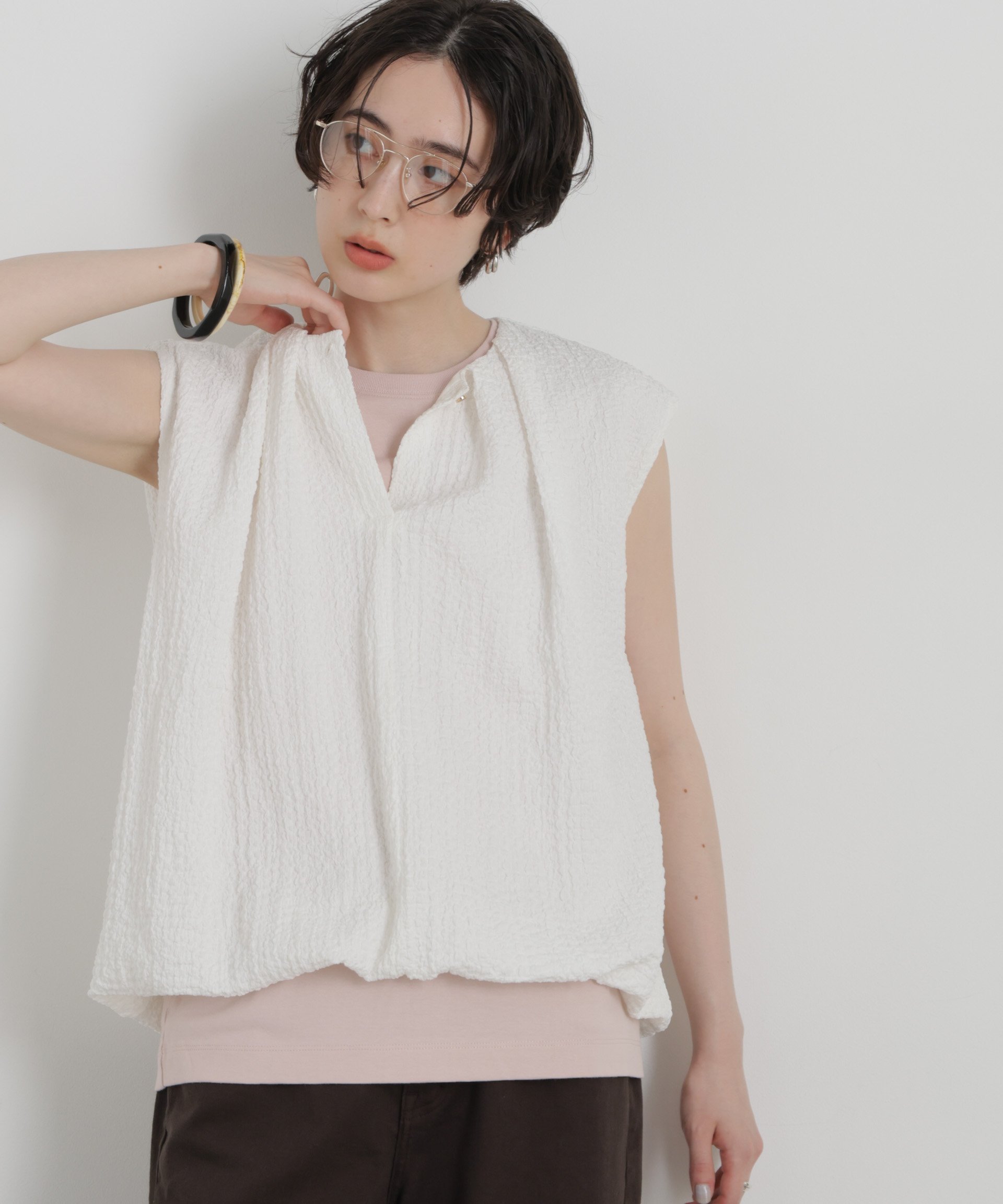 NANO universe シャーリングバルーントップス ナノユニバース トップス シャツ・ブラウス ホワイト ブラック【送料無料】 stylife-15728772 Rakuten Fashion サンプル画像3
