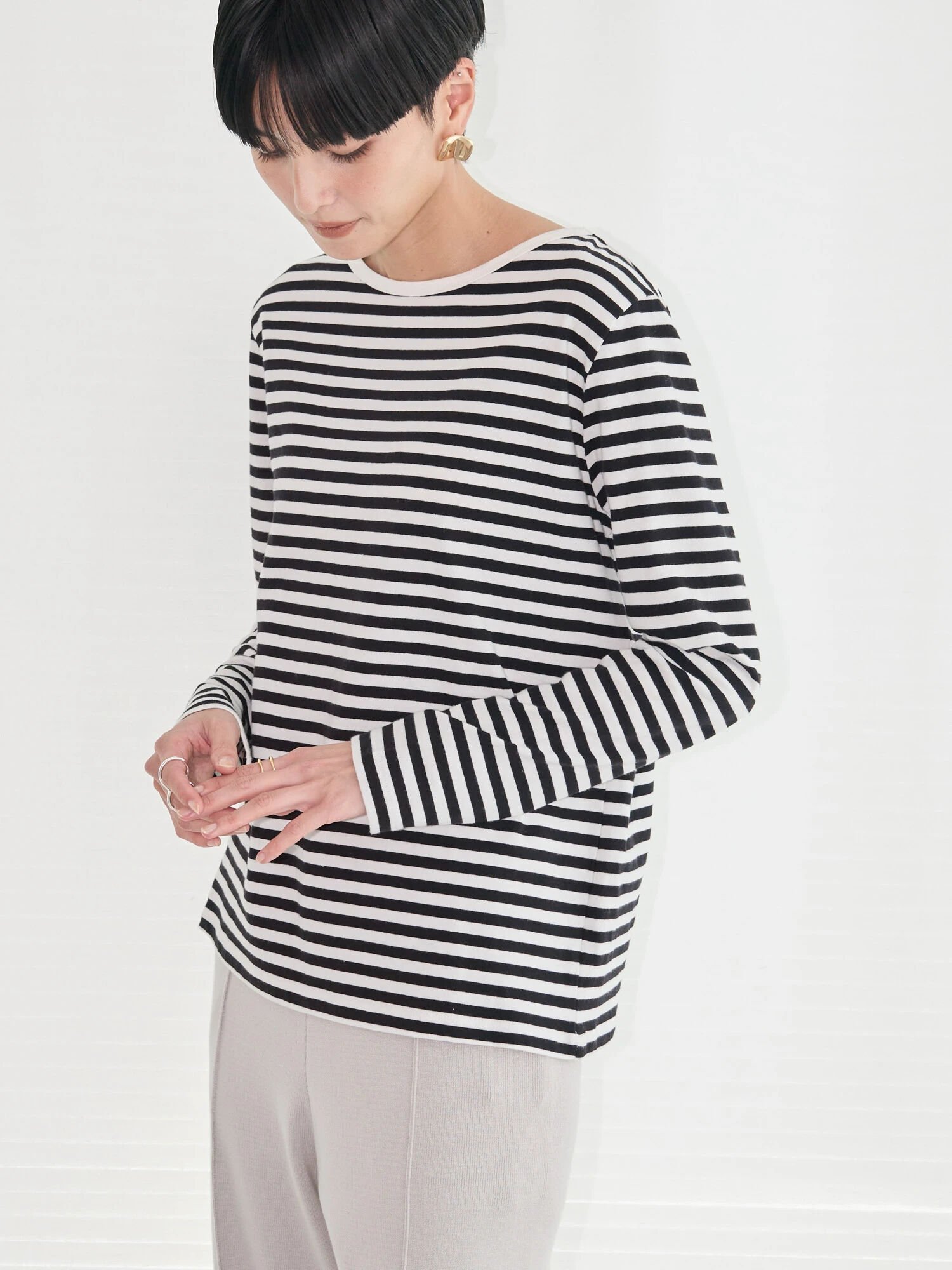 【SALE／70%OFF】AMERICAN HOLIC ボーダークルーネックプルオーバー アメリカン ホリック トップス カットソー・Tシャツ ホワイト レッド ネイビー ピンク ブラック ブルー グレー グリーンのサムネイル