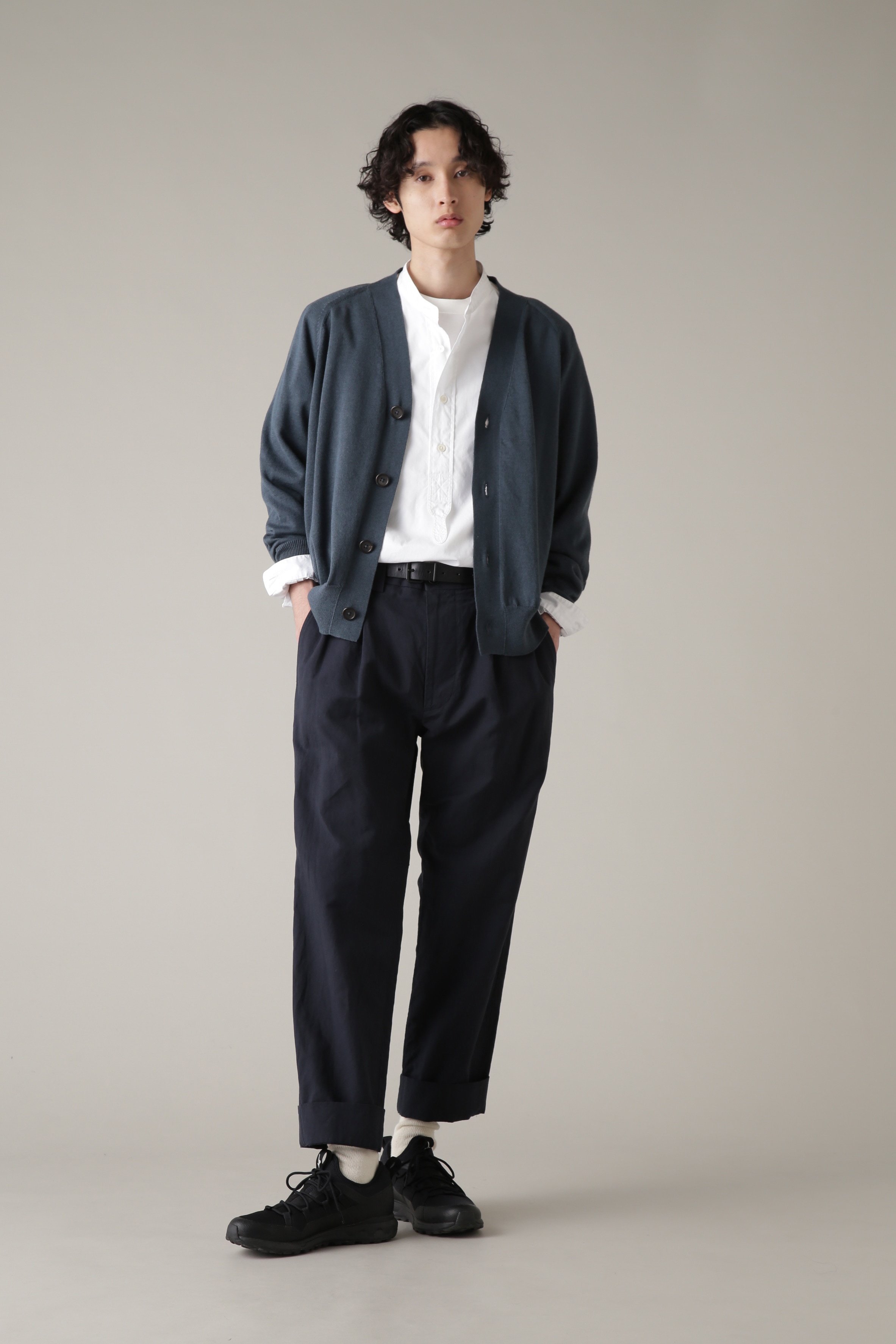 MARGARET HOWELL COTTON LINEN OXFORD マーガレット ハウエル パンツ その他のパンツ ネイビー グレー【送料無料】