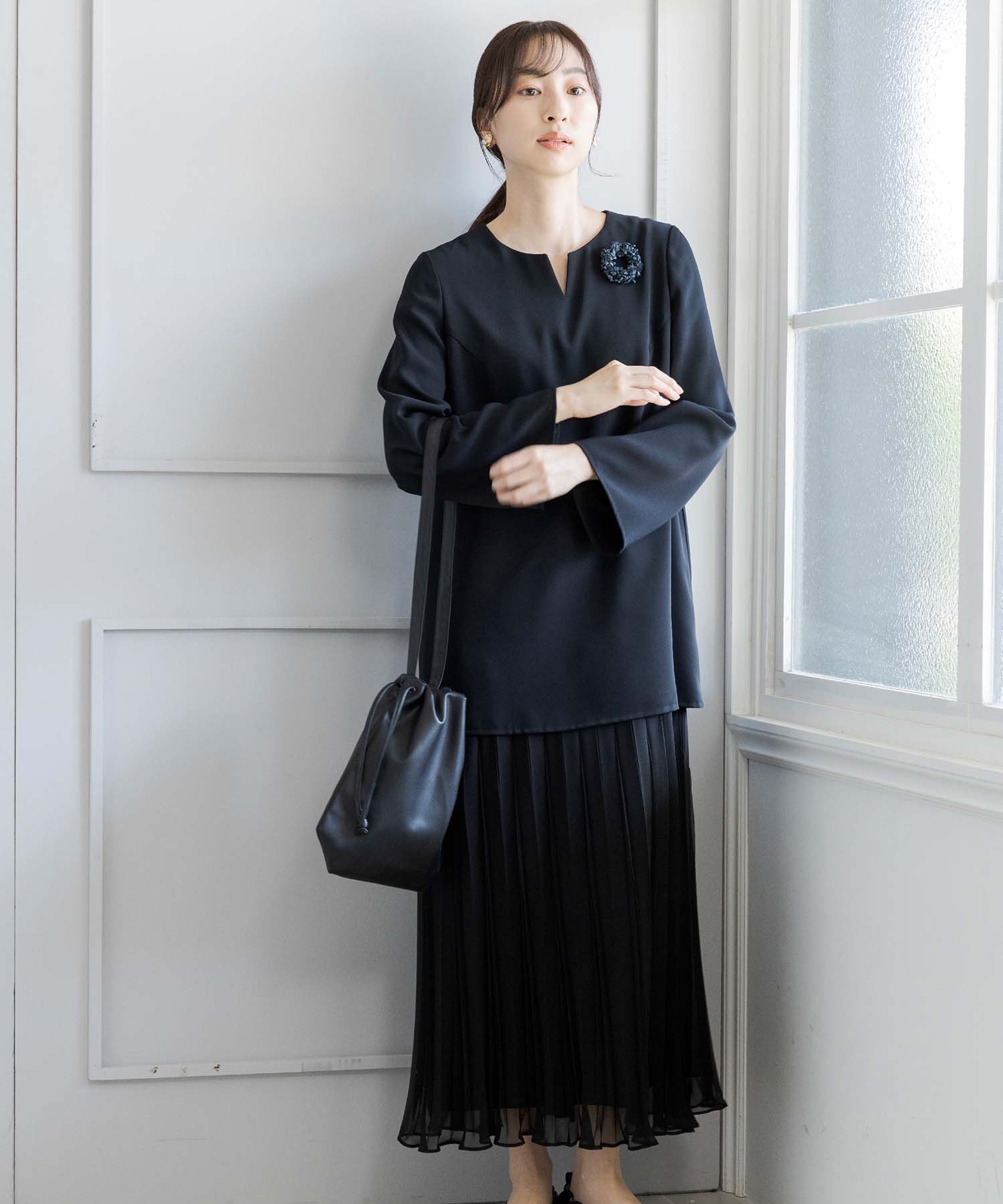 hitoiro SOIR 洗える｜軽やかなプリーツレイヤードワンピース 結婚式 ドレス トウキョウソワール ワンピース・ドレス ドレス ブラック【送料無料】