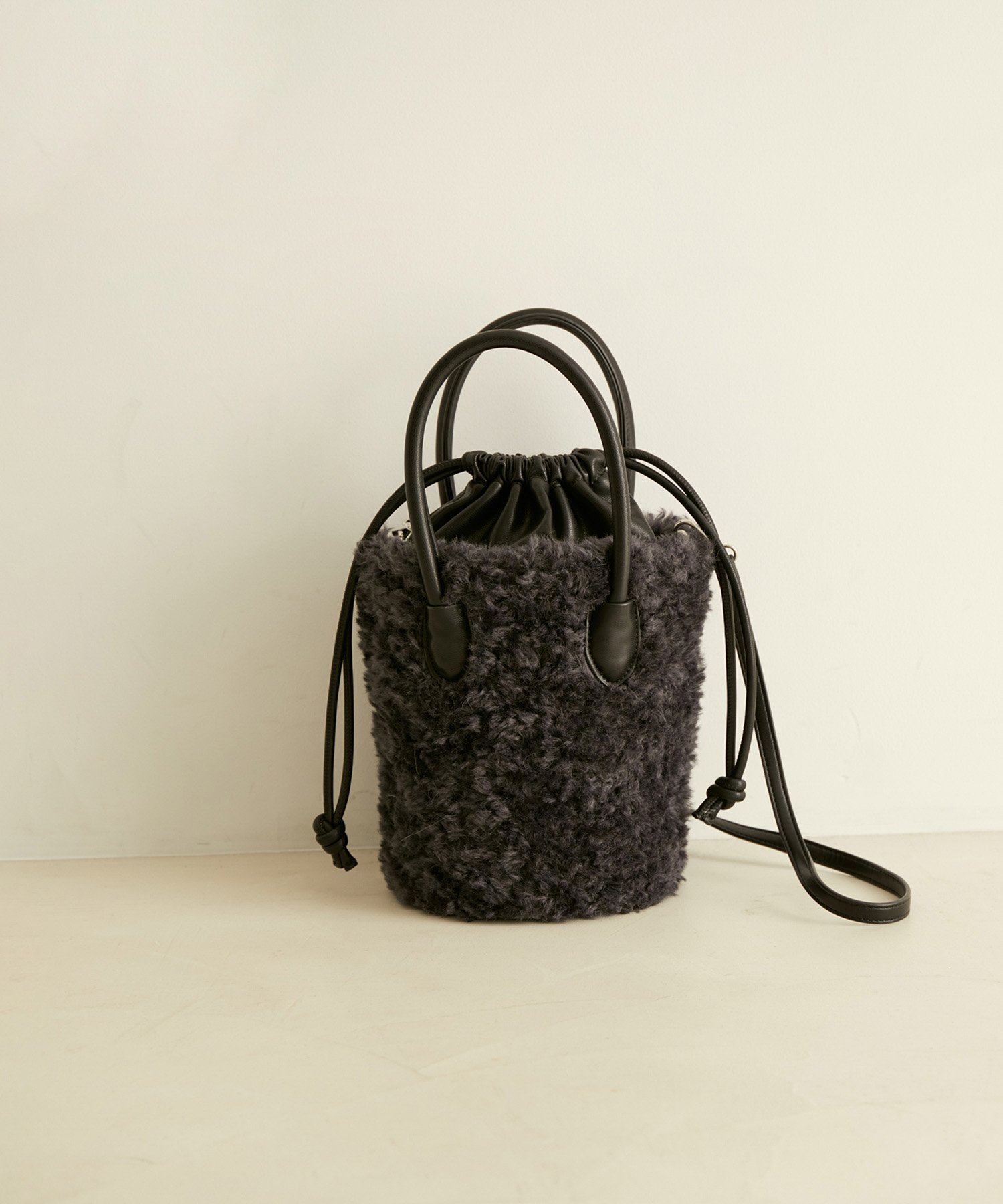 【SALE／50%OFF】SALON adam et rope' バケットファーバッグ サロン アダム エ ロペ バッグ ショルダーバッグ グレー ベージュ【送料無料】