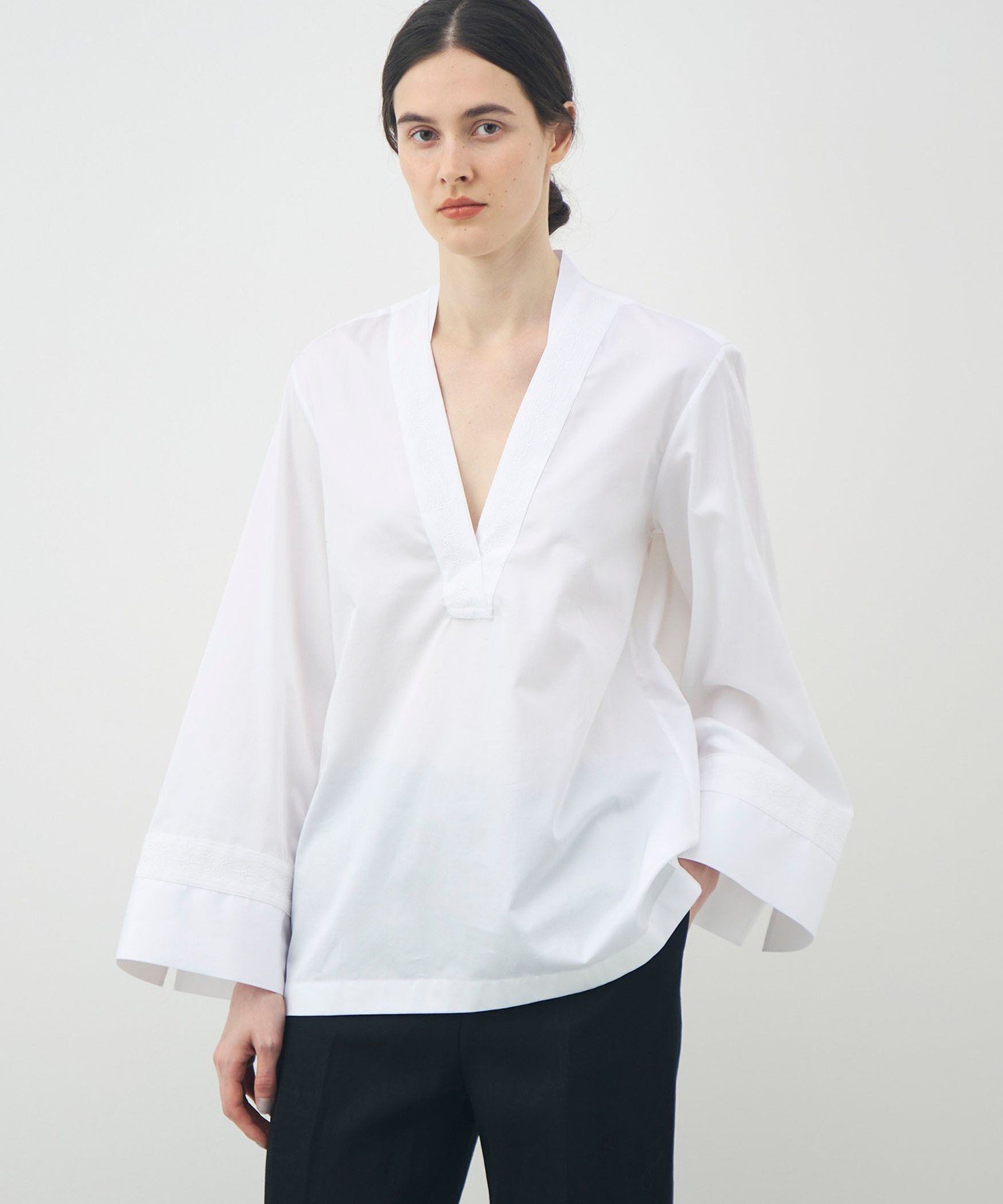 TOMORROWLAND BUYING WEAR BOURRIENNE POETIQUE シャツ トゥモローランド トップス シャツ・ブラウス ホワイト【送料無料】