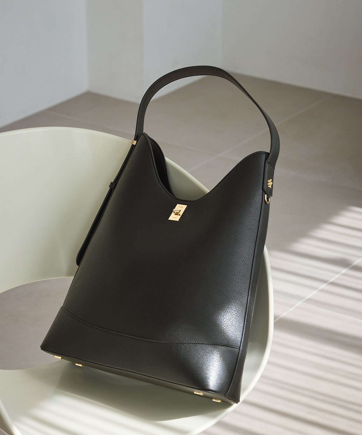 ROPE' PICNIC PASSAGE me fit BAG フィットワンショルダーバッグ/A4対応・軽量 ロペピクニック バッグ ショルダーバッグ ベージュ ブラック【送料無料】 stylife-15553587 Rakuten Fashion サンプル画像3