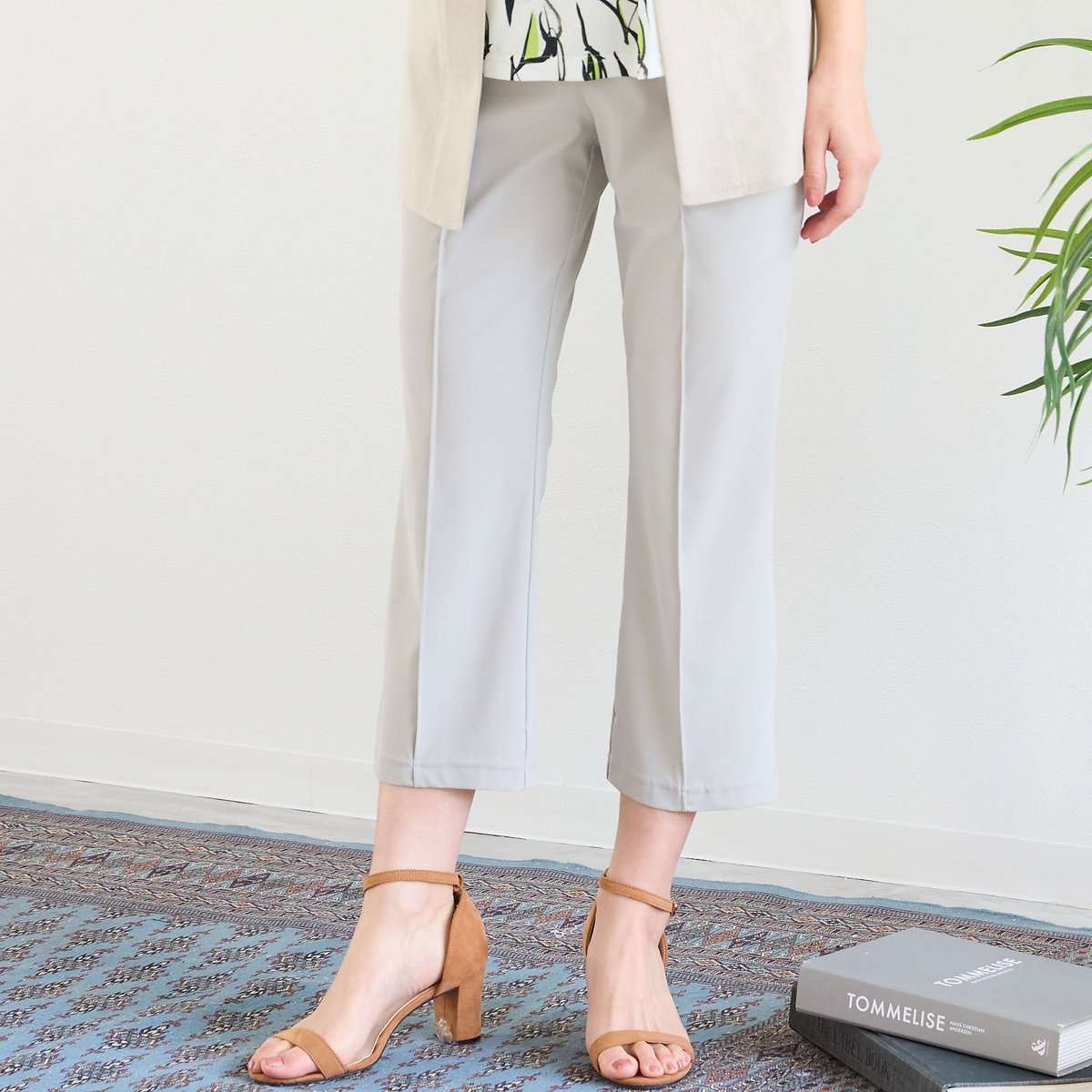 LOBJIE 【洗える・接触冷感・日本製・S~LLサイズ】ブーツカットクロップドパンツ ロブジェ パンツ その他のパンツ ブラック ベージュ