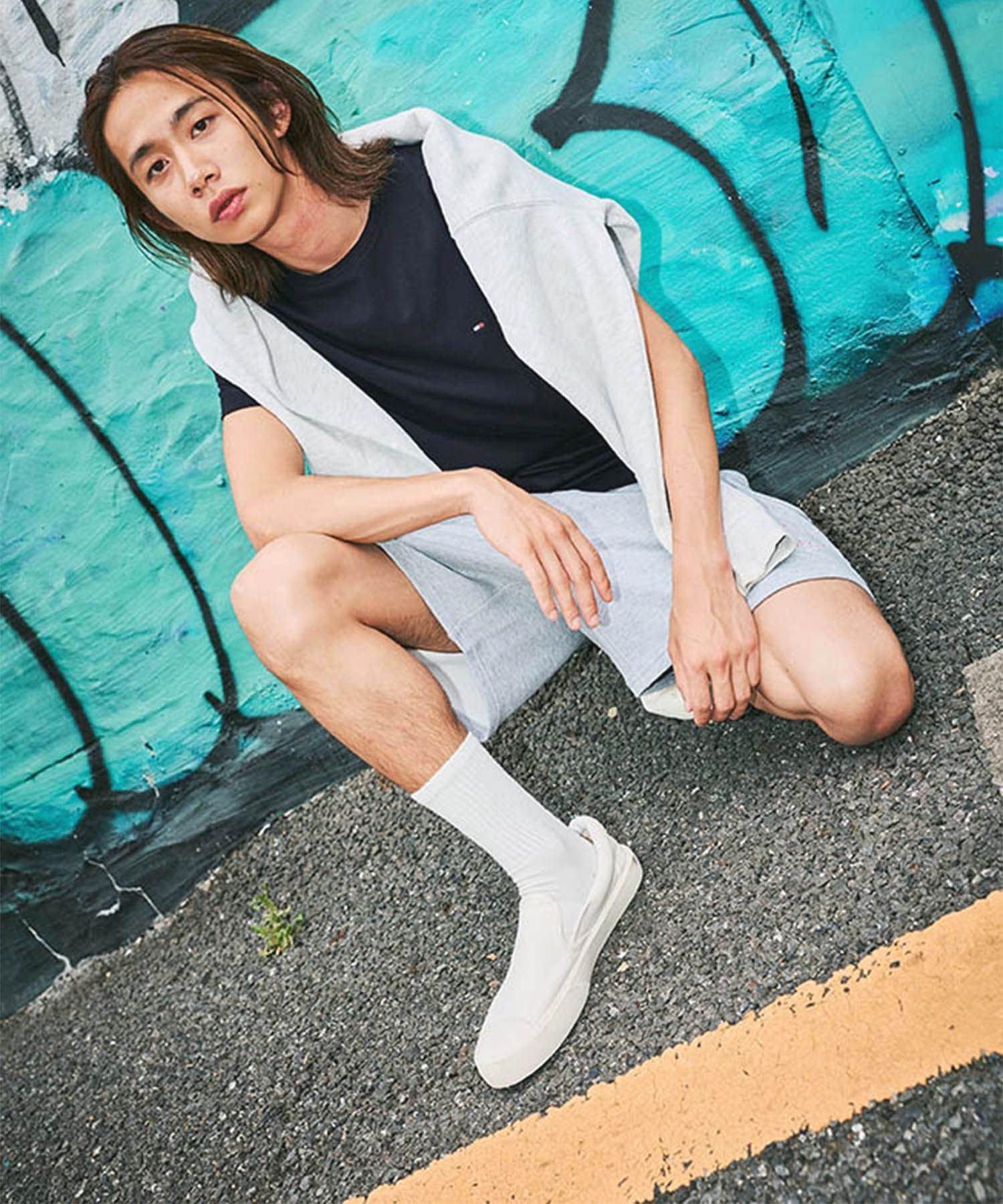 【SALE／40%OFF】TOMMY JEANS リラックスオーバーダイバーシティショートパンツ トミーヒルフィガー パンツ その他のパンツ グレー【送料無料】