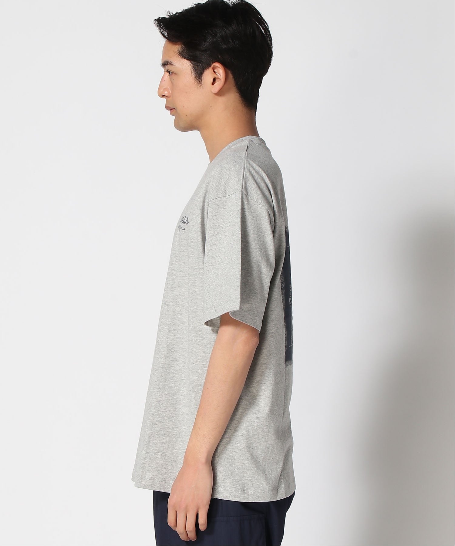 GUESS/(M)MEN'S S/Slv Tee Shirt Tシャツ 半袖 バックプリント ゲス トップス カットソー・Tシャツ グレー ホワイト