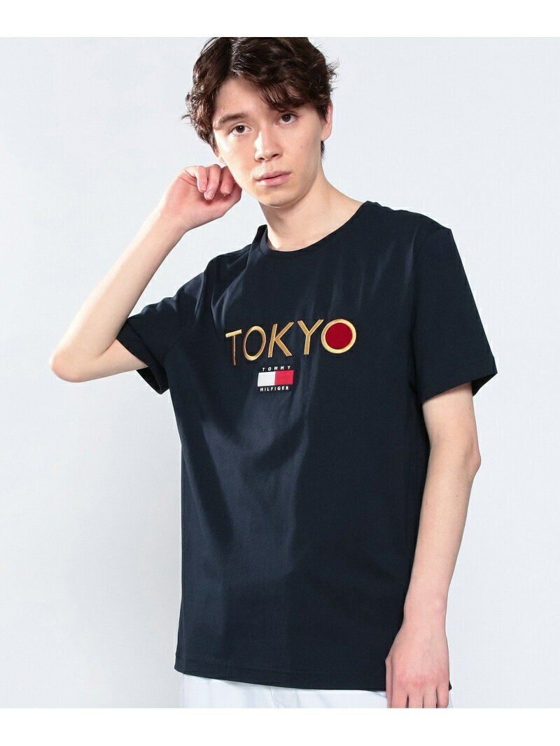 【SALE／70%OFF】TOMMY HILFIGER (M)TOMMY HILFIGER(トミーヒルフィガー) JAPAN TOKYO GRAPHIC TEE トミーヒルフィガー トップス カットソー・Tシャツ ネイビー ブルー ホワイト