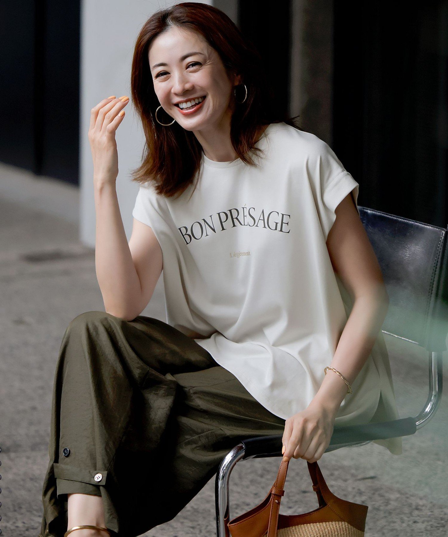 23区 L 【接触冷感/洗える】BON-PRESAGE ロゴ フレンチスリーブ Tシャツ ニジュウサンク トップス カットソー・Tシャツ グレー ホワイト