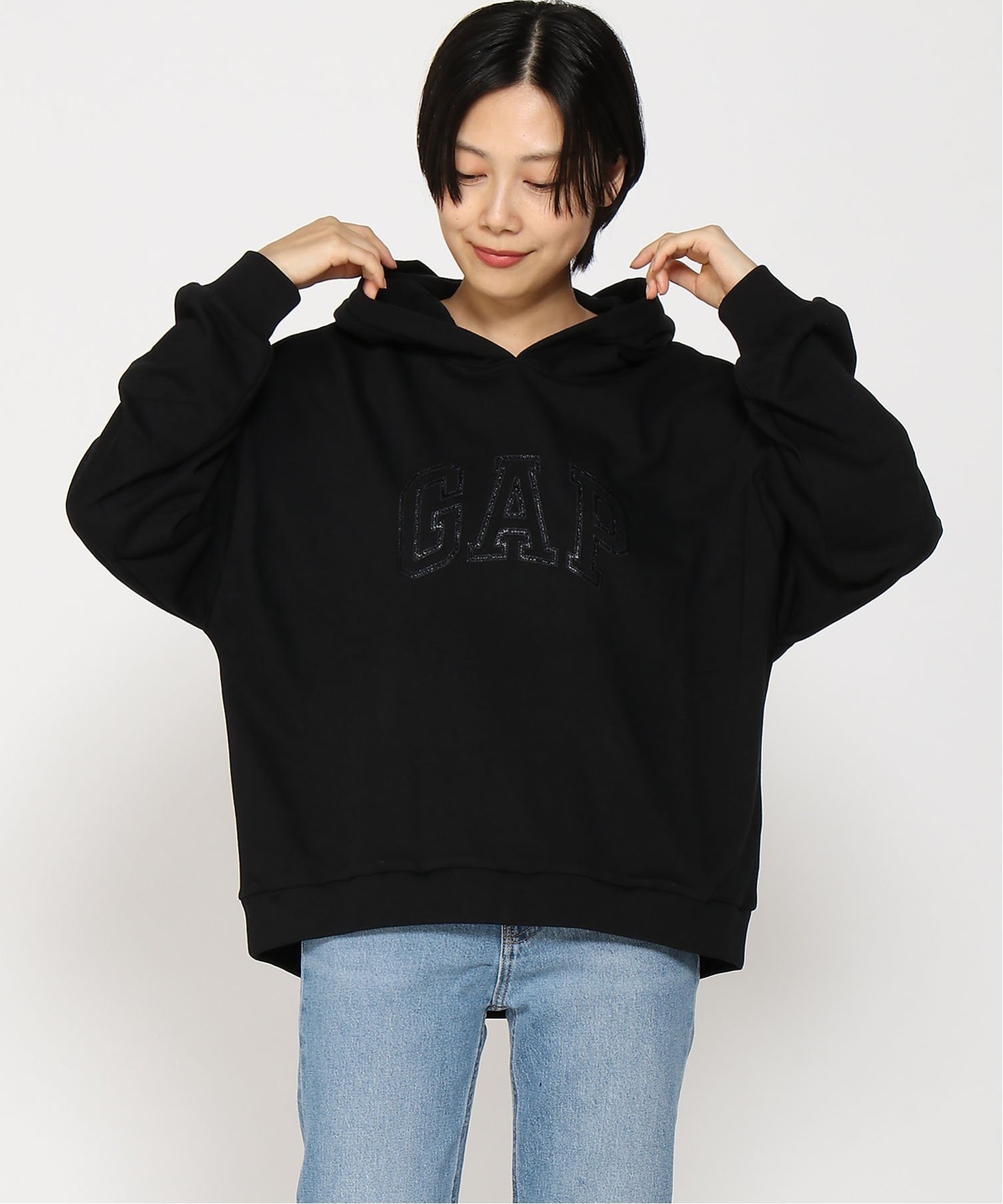 【SALE／74%OFF】GAP (W)GAPアーチロゴ パーカー ギャップ トップス パーカー・フーディー ネイビー ホワイト ブラックのサムネイル
