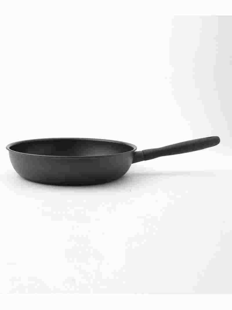 212 KITCHEN STORE ミッドナイトフライパン 28cm ＜MEYER マイヤー＞ トゥーワントゥーキッチンストア 食器・調理器具・キッチン用品 その他の食器・調理器具・キッチン用品 レッド【送料無料】 stylife-13459260 Rakuten Fashion サンプル画像3