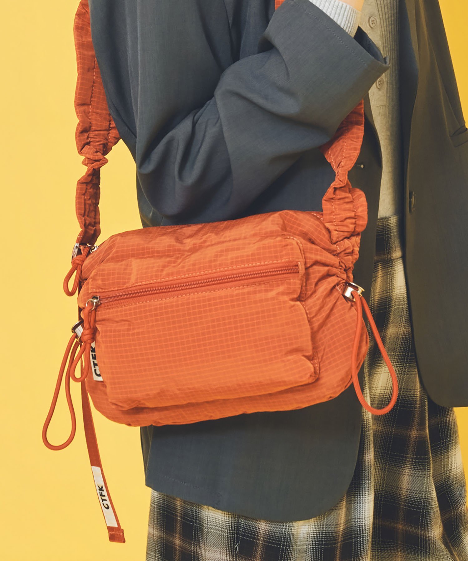 CONTROL FREAK/CTFK CONTROL FREAK / CTFK 撥水チェックギャザーボディバッグ キャセリーニ バッグ ショルダーバッグ ブルー グリーン ブラック オレンジ ピンク【送料無料】