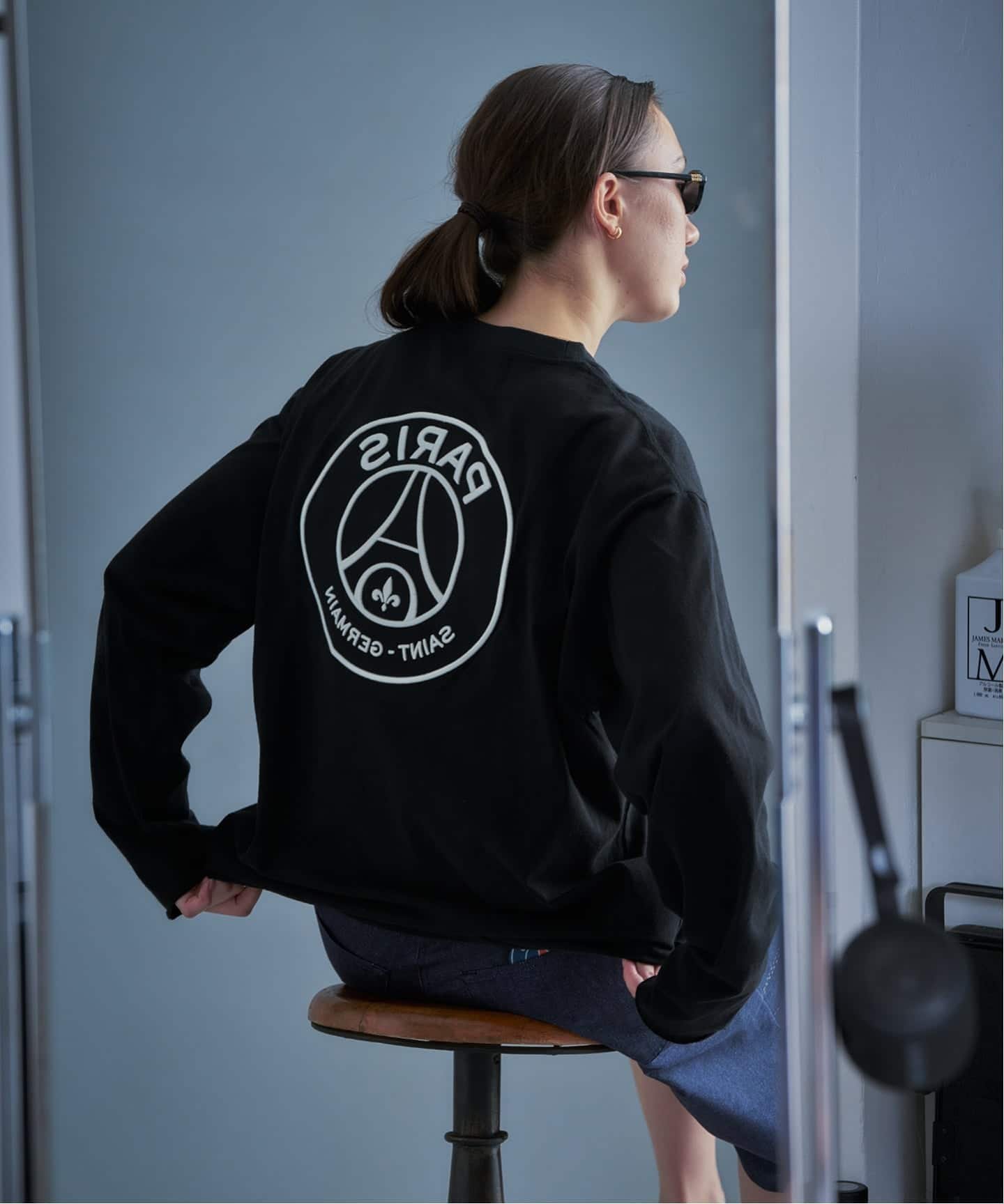 Paris Saint-Germain 《予約》【Paris Saint-Germain 】 JP EMBROIDERY BACK EMBLEM L/S TEE エディフィス トップス カットソー・Tシャツ ホワイト ブラック