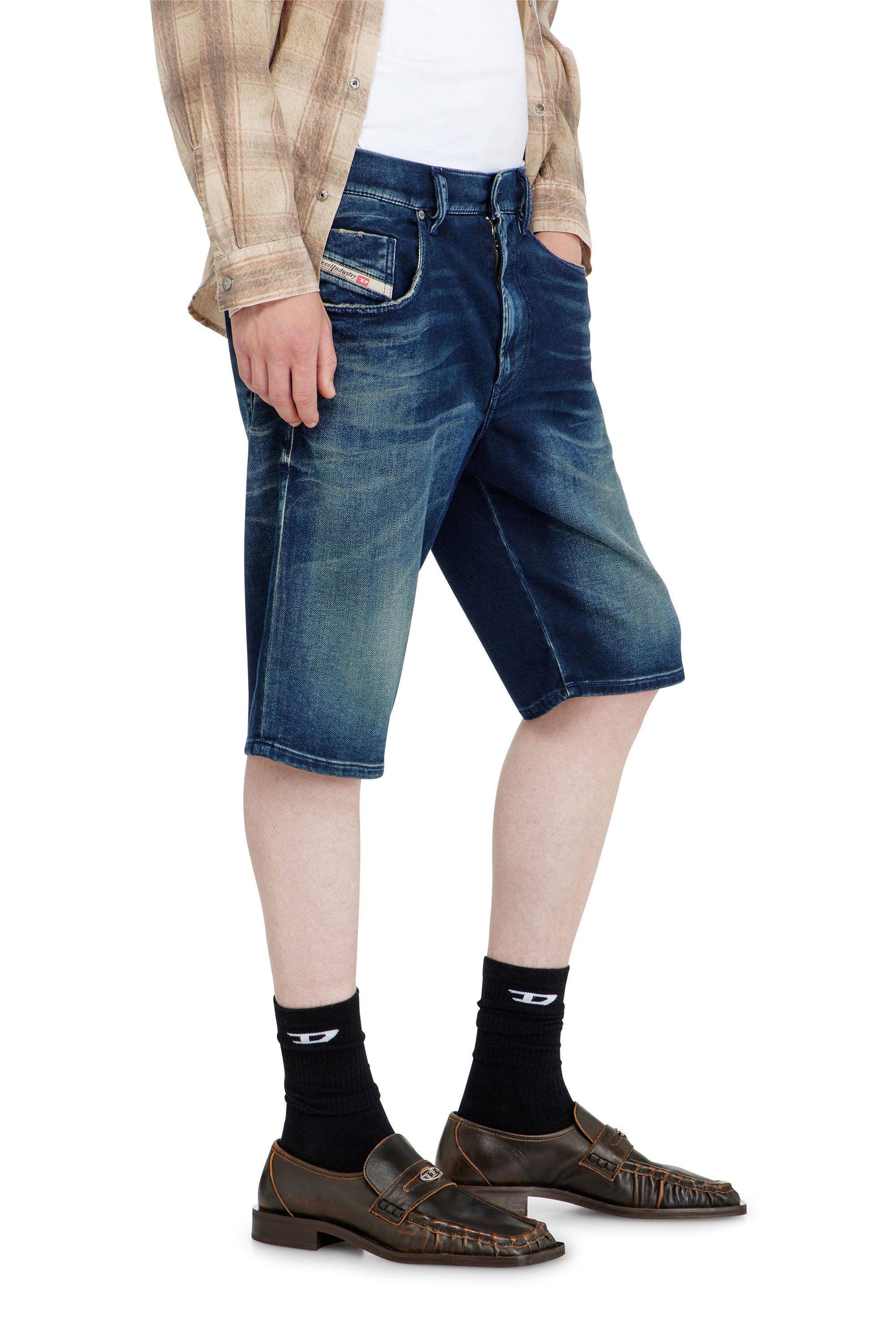 メンズ ジョグ ショートパンツ 2033 D-KROOLEY-SHORT ディーゼル パンツ その他のパンツ ネイビー
