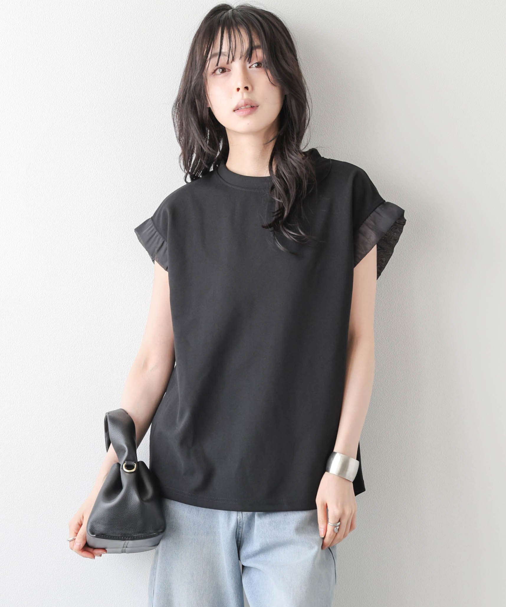 La-gemme フリルスリーブトップス ラジュール トップス カットソー・Tシャツ ブラック ホワイト