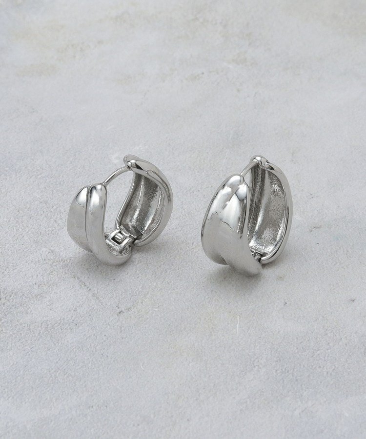 OPAQUE.CLIP エッジドロップワンタッチピアス オペークドットクリップ アクセサリー・腕時計 ピアス ゴールド シルバー