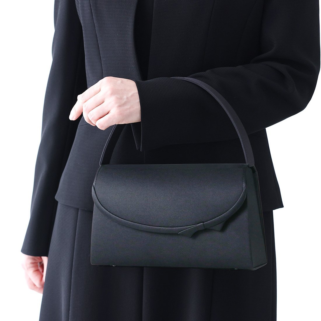 IWASA リボンデザインフォーマルバッグ イワサ バッグ ハンドバッグ ブラック【送料無料】