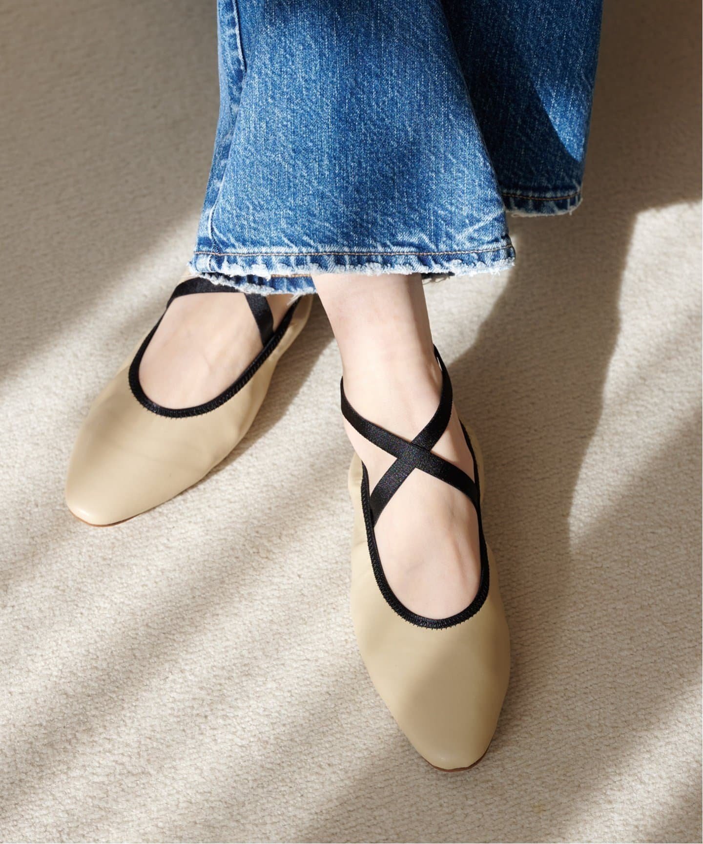 Le Talon 《予約》クロスエラスティックフラット ルタロン シューズ・靴 その他のシューズ・靴 ブラック ゴールド シルバー ブルー ベージュ【送料無料】のサムネイル