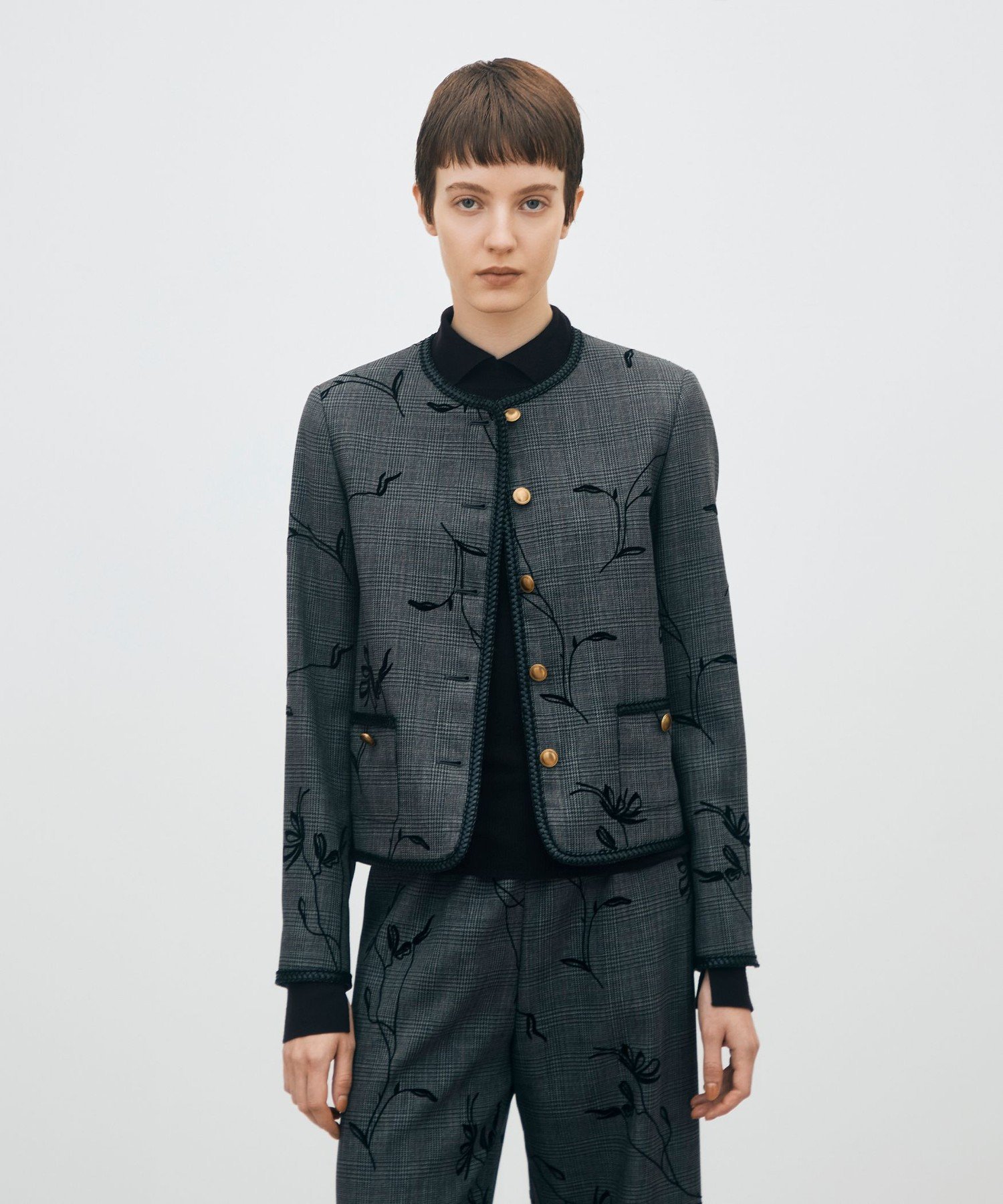 【WEB先行予約】グレンチェックプリント クルーネックジャケット トゥモローランド ジャケット・アウター ノーカラージャケット グレー