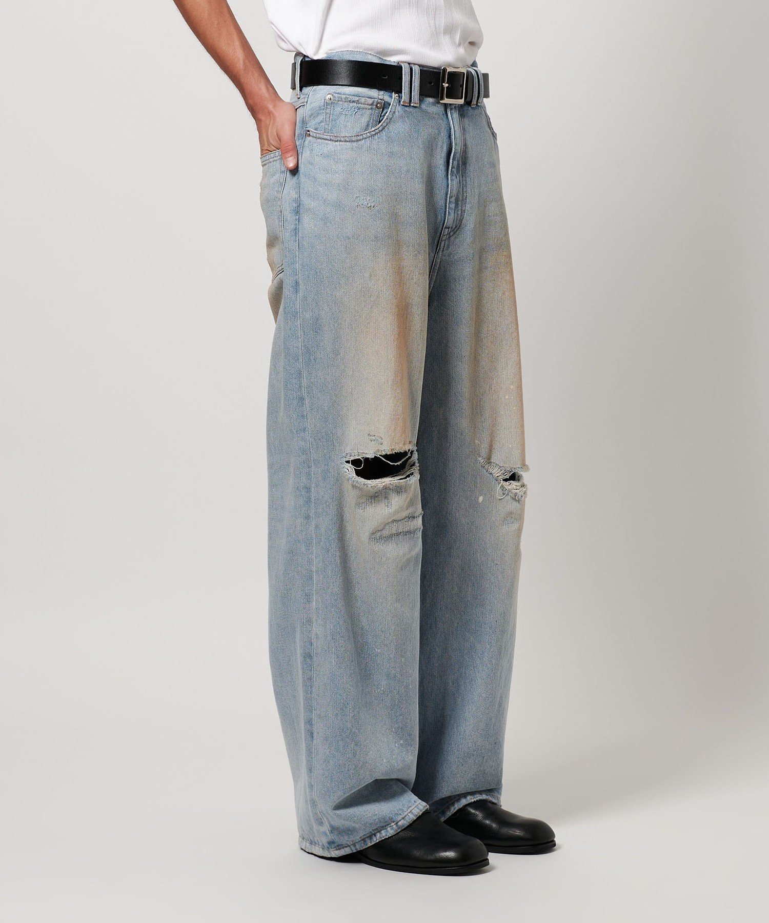【SALE／50%OFF】monkey time BEAUTY&YOUTH UNITED ARROWS ディストレスト ライトオンス デニム バギー パンツ ユナイテッドアローズ アウトレット パンツ その他のパンツ ホワイト ブルー【送料無料】