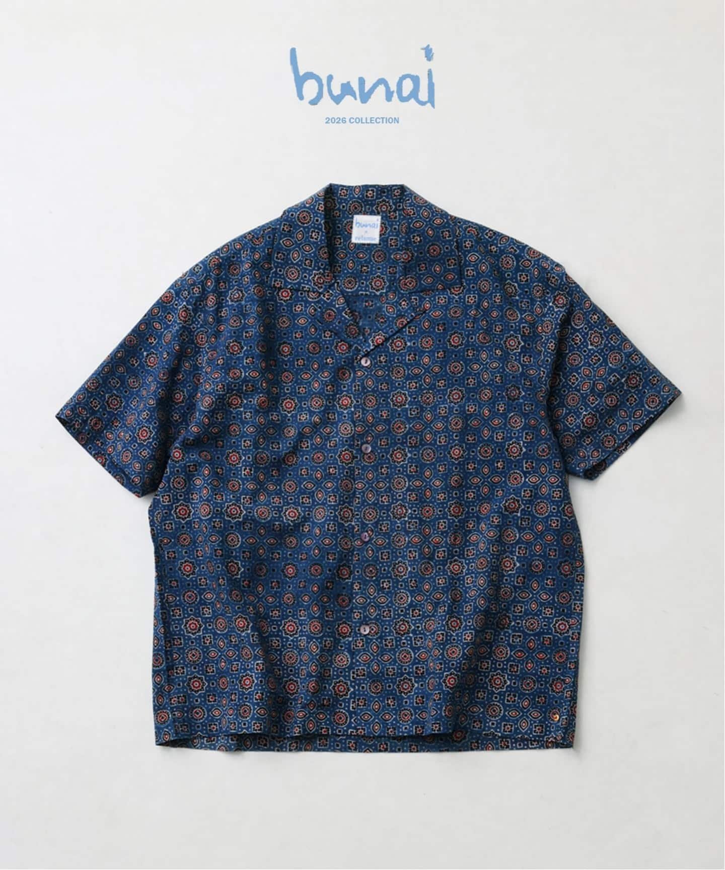 JOURNAL STANDARD relume 《予約》bunai / ブナイ 別注 アジュラク プリント オープンカラー半袖シャツ ジャーナル スタンダード レリューム トップス シャツ・ブラウス レッド ブラック ベージュ ネイビー【送料無料】