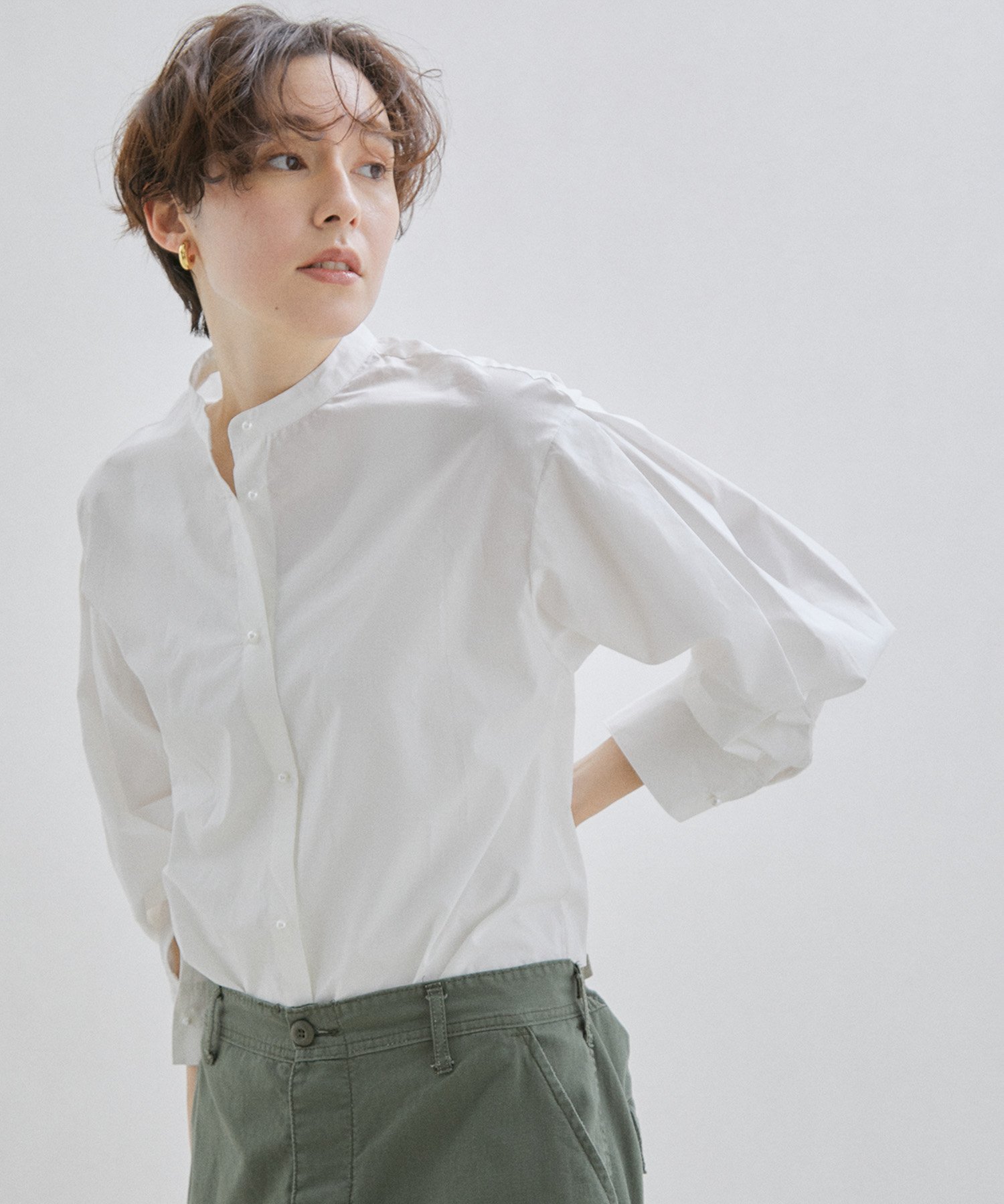 【SALE／40%OFF】SALON adam et rope' 【一部直営店舗・WEB限定】パールボタンスタンドカラーシャツ/無地・ストライプ サロン アダム エ ロペ トップス シャツ・ブラウス ブルー ホワイト ネイビー【送料無料】