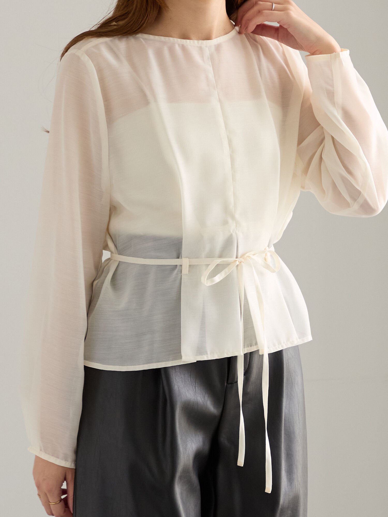 【SALE／60%OFF】Te chichi ナローリボンシアーペプラムブラウス《2025Autumn catalog vol.2 item》 テ..