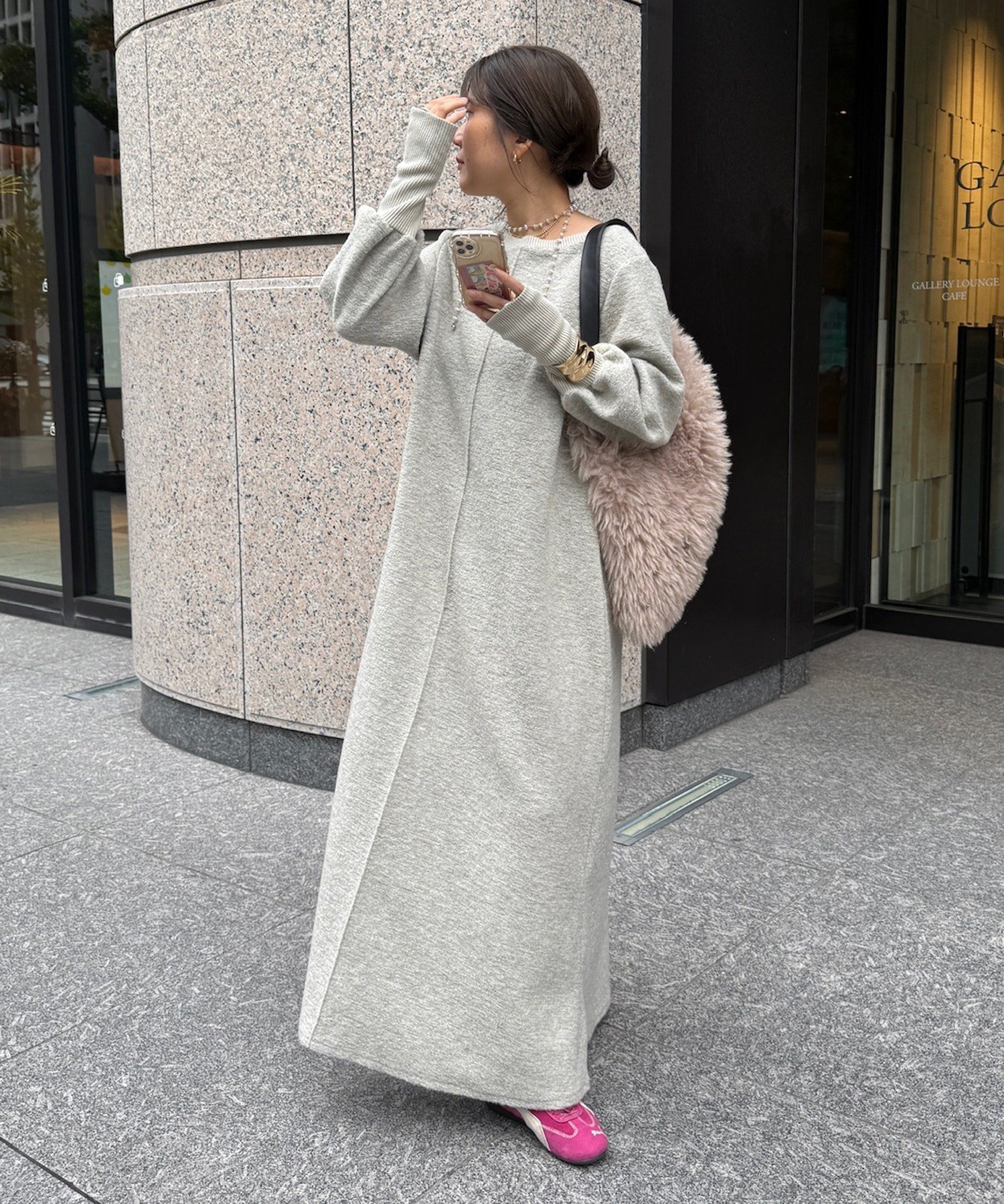 DouDou 【インフルエンサー SAKURA企画】イタリアンエアリーワンピース ドゥドゥ ワンピース・ドレス ..