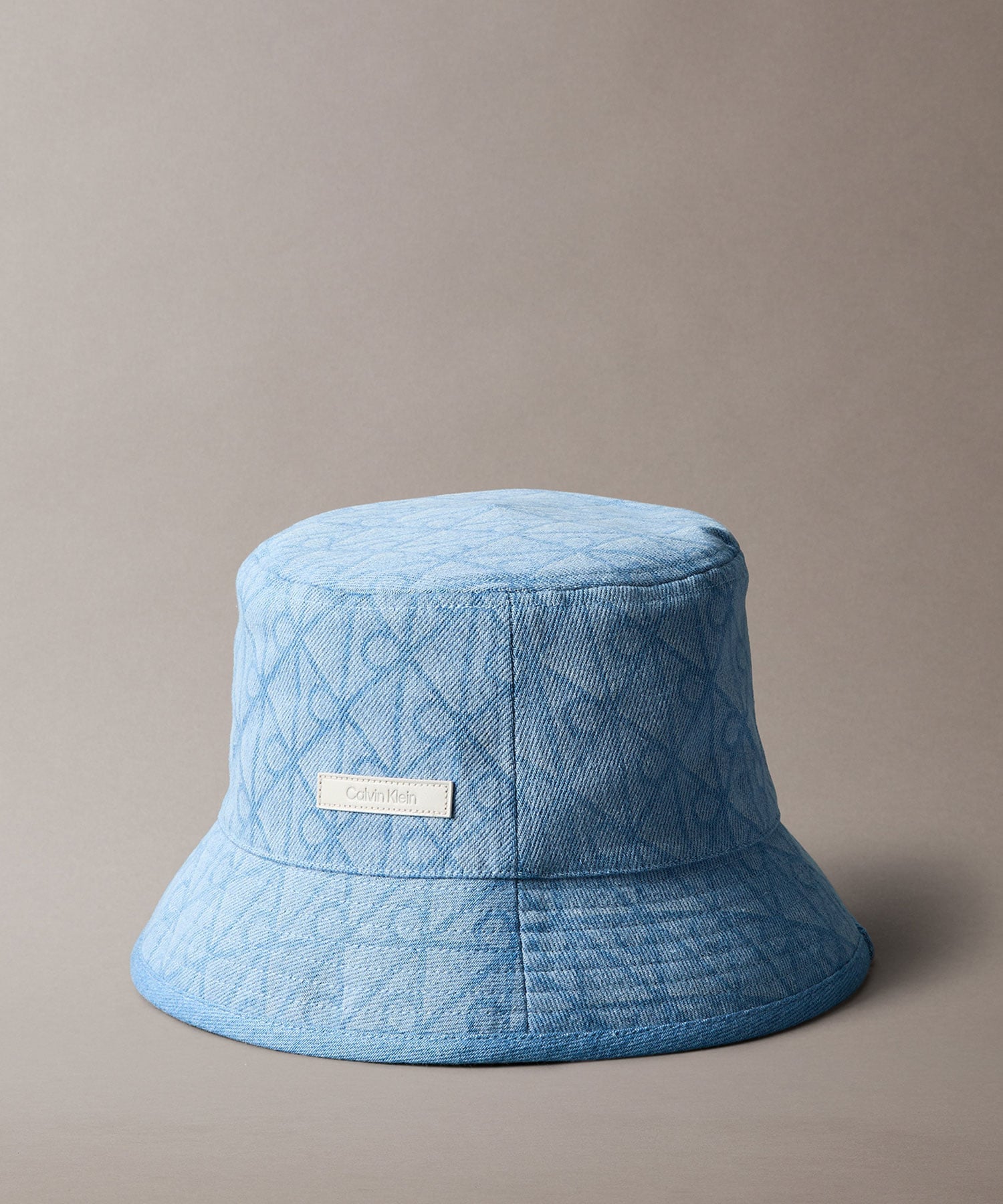 Calvin Klein Jeans Accessory (W)【公式ショップ】 カルバンクライン ハット - デニムエンブレムバケットハット Calvin Klein Jeans Accessory 4F5043G カルバン・クライン 帽子 ハット ブルー【送料無料】