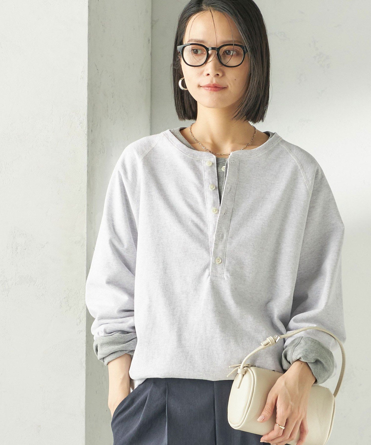 【SALE／40%OFF】SHIPS WOMEN 【SHIPS別注】onit: ヘンリー ネック プルオーバー シップス トップス カットソー・Tシャツ グレー ブラック【送料無料】