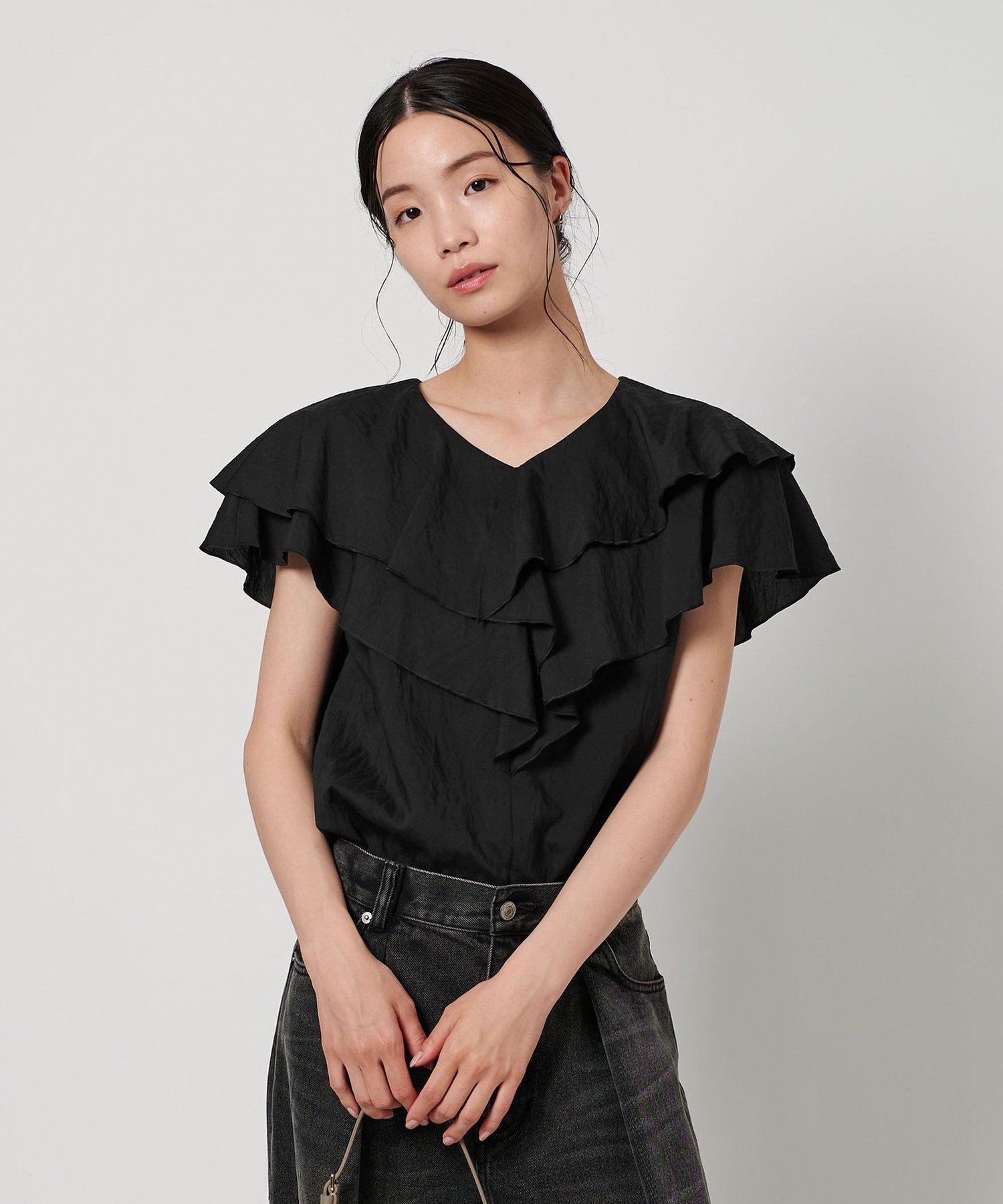 【SALE／40%OFF】BEAUTY&YOUTH UNITED ARROWS レイヤーフリル ブラウス-ウォッシャブル- ビューティー＆ユース　ユナイテッドアローズ トップス シャツ・ブラウス ブラック【送料無料】のサムネイル