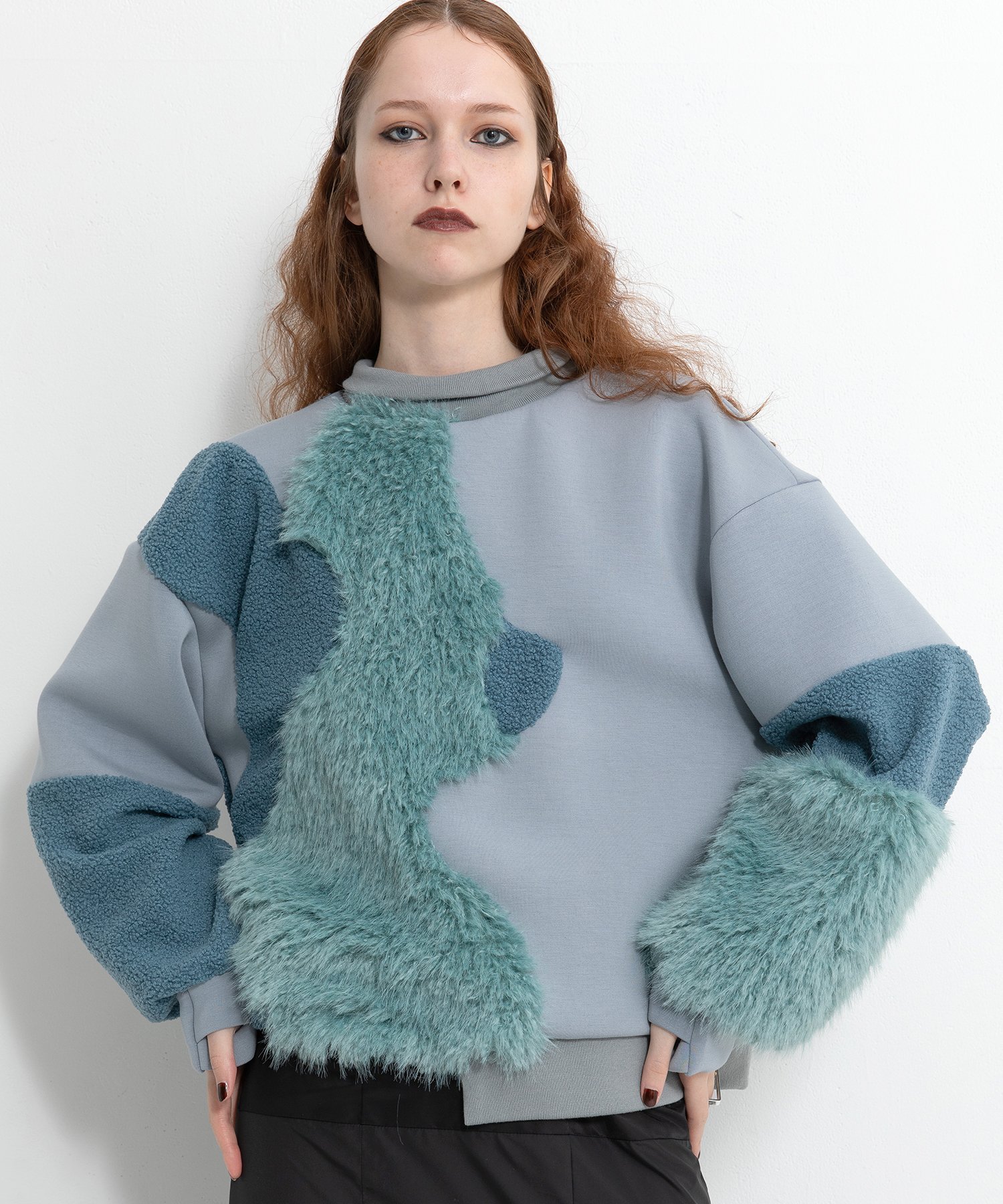 AULA AILA BOA AND FUR PULLOVER アウラアイラ トップス カットソー・Tシャツ ホワイト ブラック ブルー【送料無料】のサムネイル