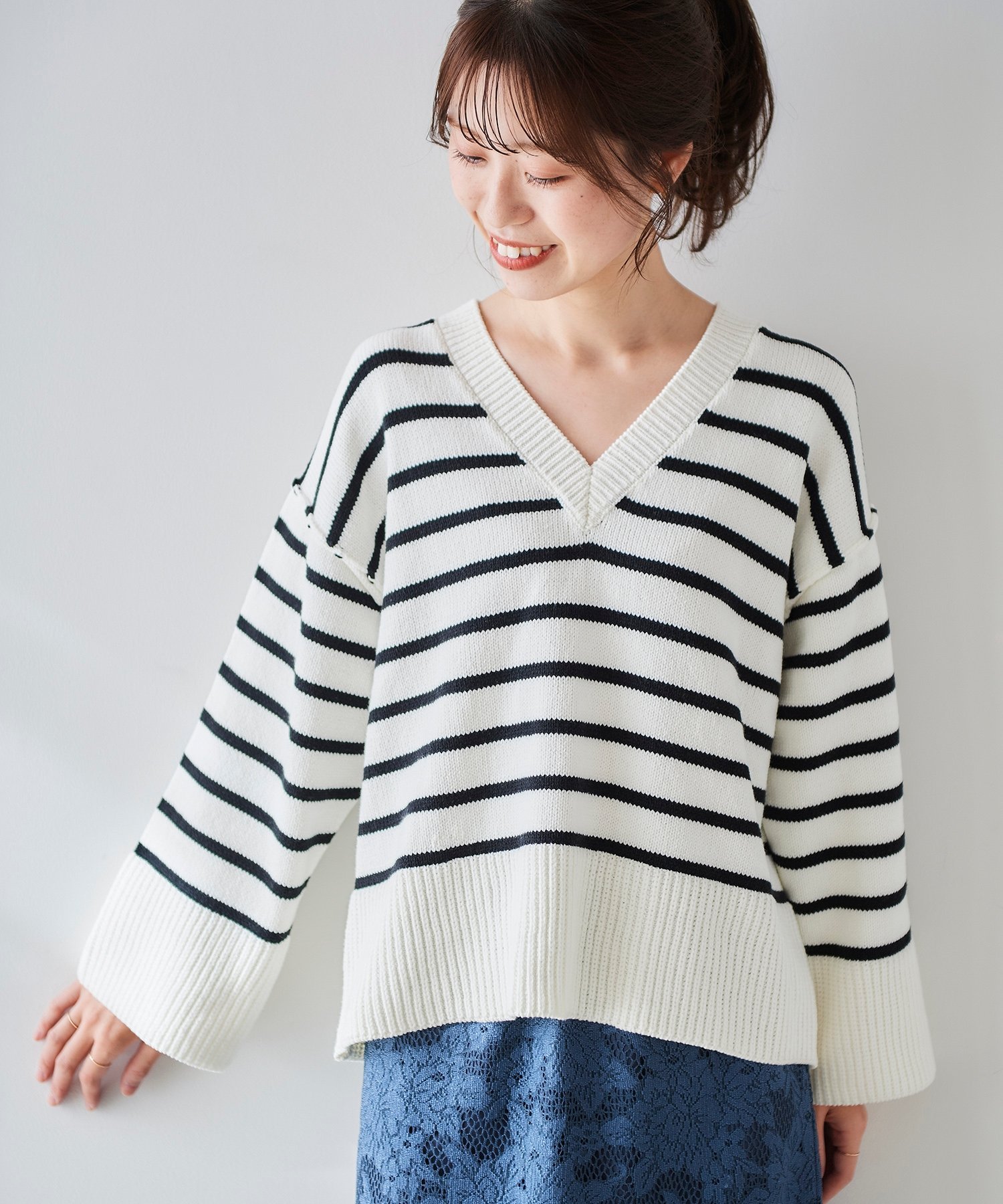 le.coeur blanc ボーダーワイドシルエットVネックニット ルクールブラン トップス ニット ブルー ブラック