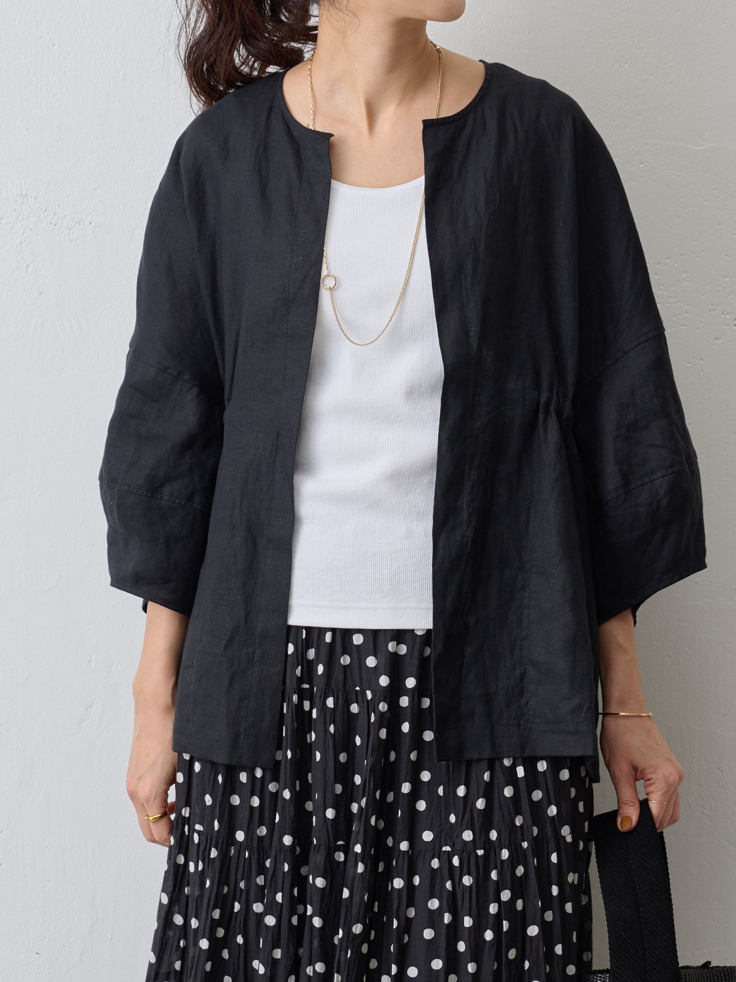 BEARDSLEY 袖ぷっくりリネンジャケット ビアズリー トップス ベスト・ジレ ブラック ベージュ【送料無料】のサムネイル