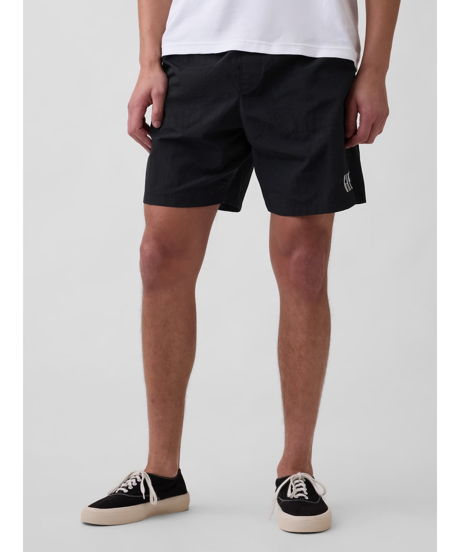 GAP (U)リサイクル100% 7インチ ナイロンショートパンツ ギャップ パンツ その他のパンツ グレー ベージュ ブラック ピンク【送料無料】
