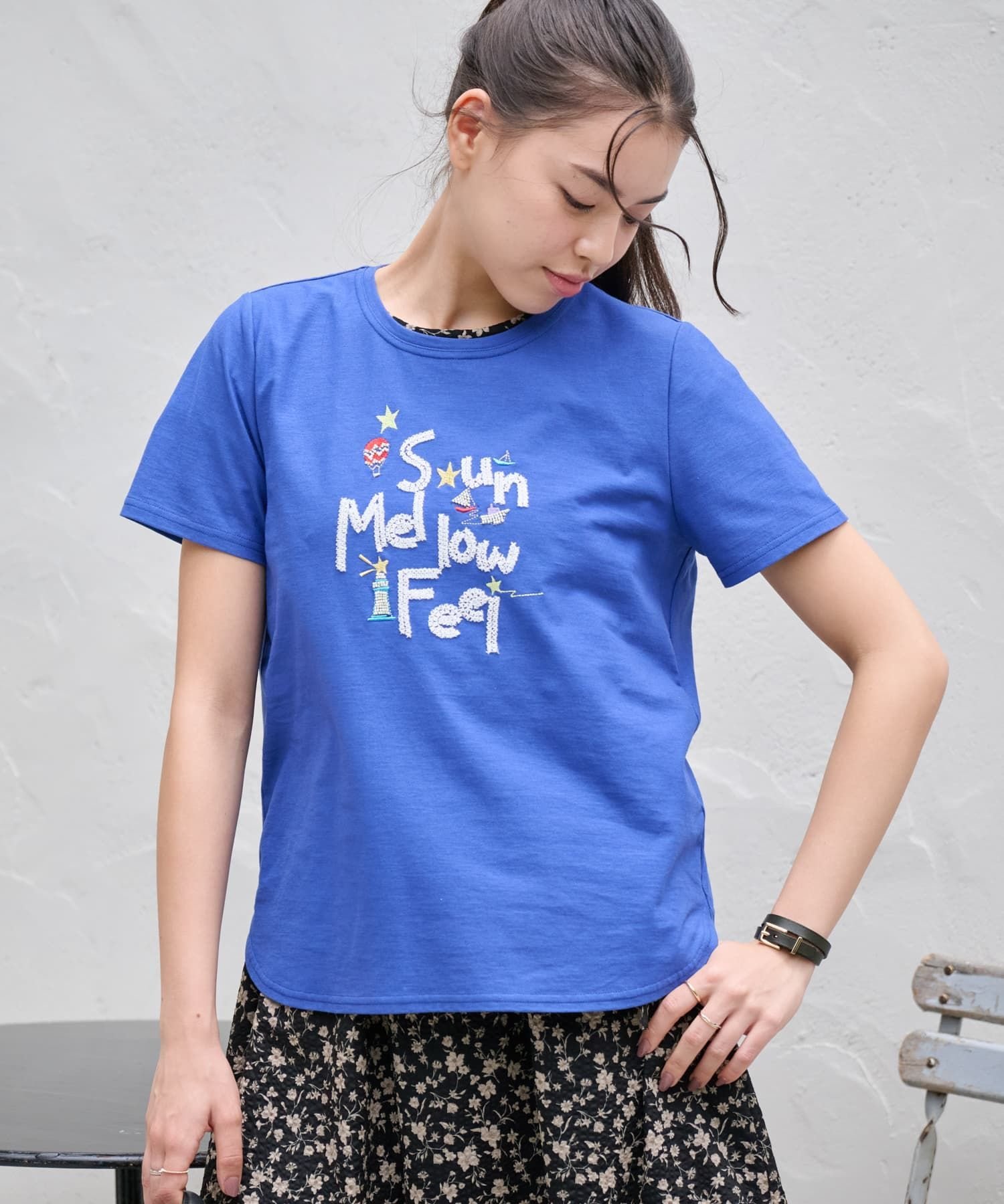CARA O CRUZ 【接触冷感】刺繍クルーネックTシャツ キャラ・オ・クルス トップス カットソー・Tシャツ ブルー レッド カーキグリーン