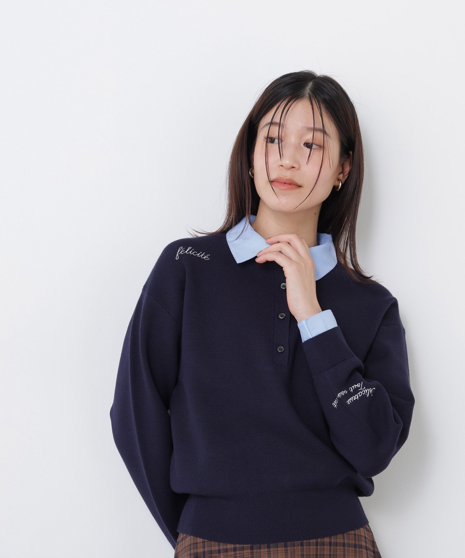 NATURAL BEAUTY BASIC ＜N.＞シャツカラーロゴ刺繍ニット ナチュラルビューティベーシック トップス ニット グレー ネイビー レッド