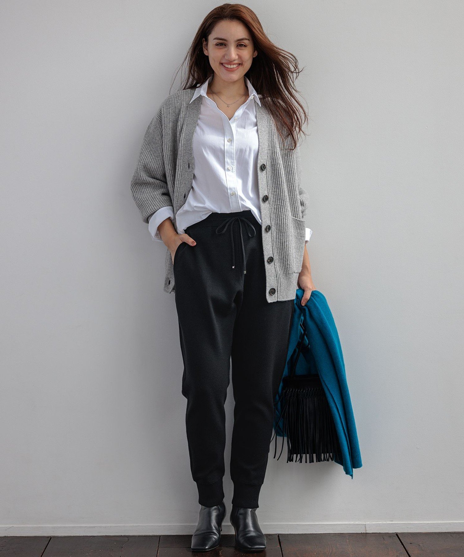 23区 L 【Lサイズ限定】ヴィスコースストレッチ ジョグ パンツ ニジュウサンク パンツ その他のパンツ ブラック グレー
