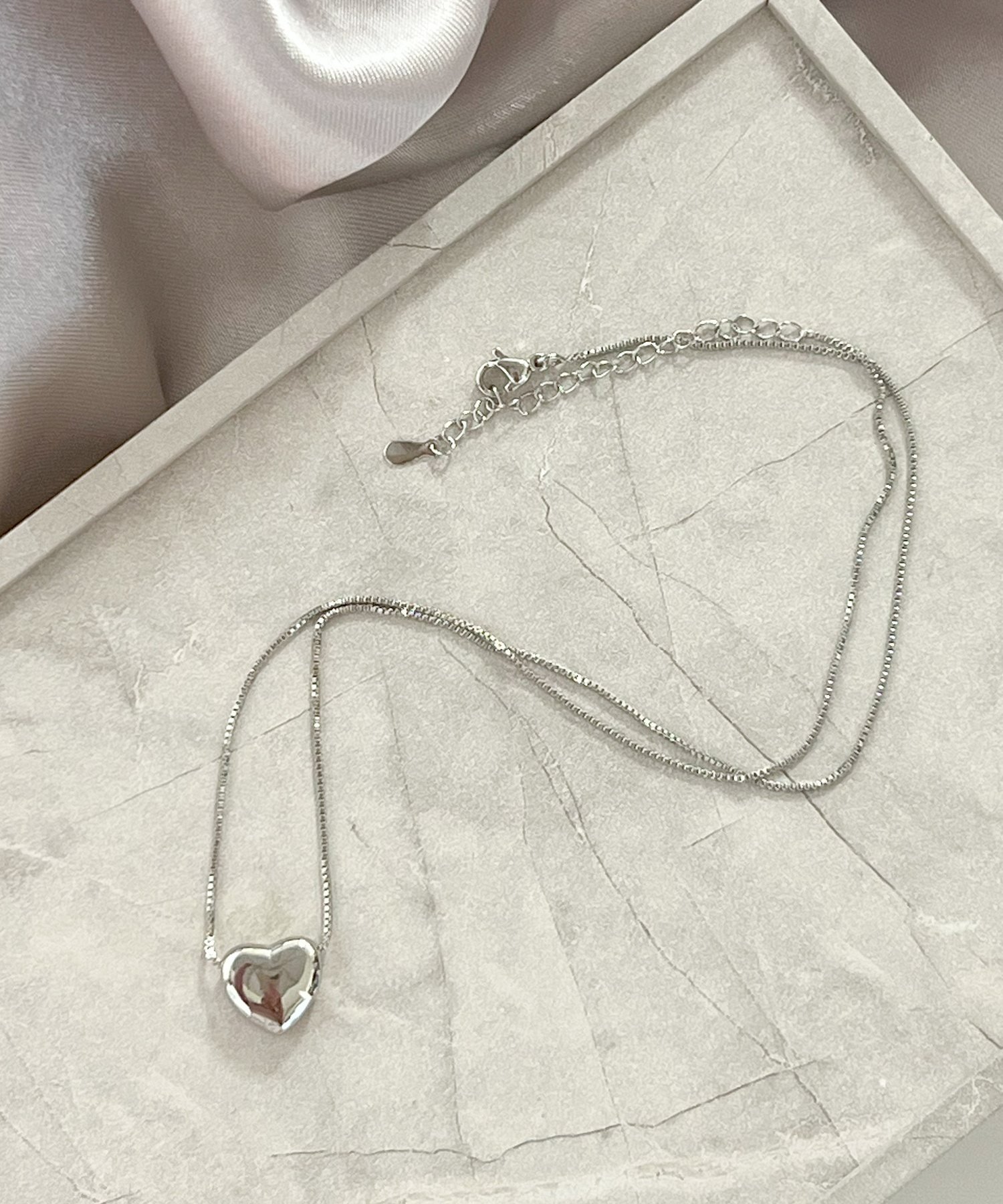 【SALE/47%OFF】BACKYARD FAMILY ミニハートモチーフネックレス ローラ アクセサリー・腕時計 ネックレス シルバー