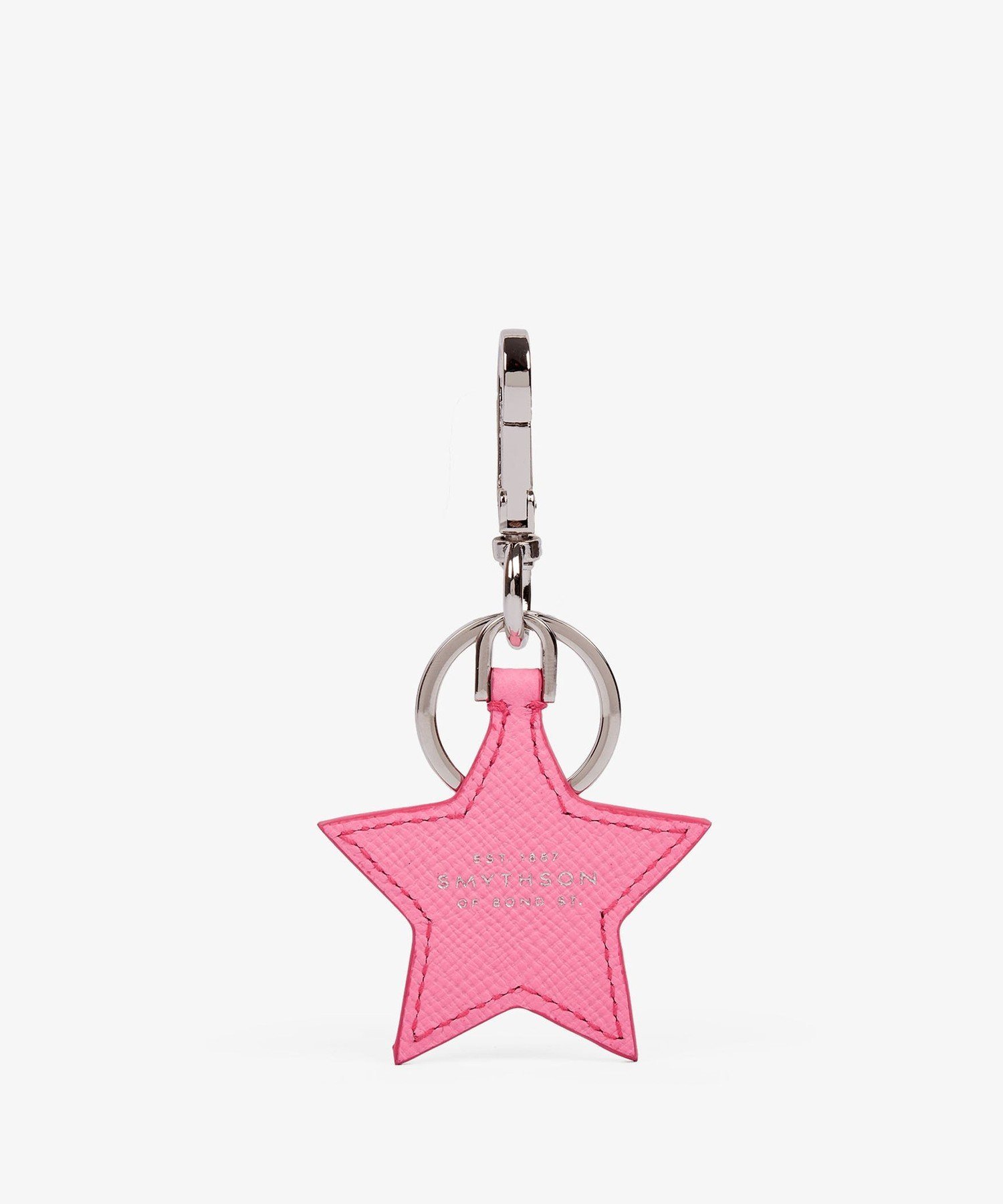 SMYTHSON（スマイソン）Star Keyring in Panamaピンクカラーのレザー製スターキーホルダーで鍵を明るく彩りましょう。クラシックなクロスグレインレザーを使用し、ポケットにもバッグにも入れやすいデザインが魅力です。型番：87187264203114-73-01 SP1365【採寸】サイズ重量(kg)サイズ(WxHxD / mm)FREE0.02660x65cm商品のサイズについて【商品詳細】ルーマニア素材：牛革サイズ：FREE※画面上と実物では多少色具合が異なって見える場合もございます。ご了承ください。商品のカラーについてSMYTHSON（スマイソン）Star Keyring in Panamaピンクカラーのレザー製スターキーホルダーで鍵を明るく彩りましょう。クラシックなクロスグレインレザーを使用し、ポケットにもバッグにも入れやすいデザインが魅力です。型番：87187264203114-73-01 SP1365【採寸】サイズ重量(kg)サイズ(WxHxD / mm)FREE0.02660x65cm商品のサイズについて【商品詳細】ルーマニア素材：牛革サイズ：FREE※画面上と実物では多少色具合が異なって見える場合もございます。ご了承ください。商品のカラーについて