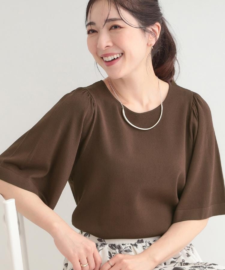 【SALE／40%OFF】SHOO・LA・RUE 【毎日洗える/ひんやり/UV/S-LL】二の腕かくせる フレアスリーブひらり5分袖ニット シューラルー トップス ニット ブラウン ホワイト ブラック